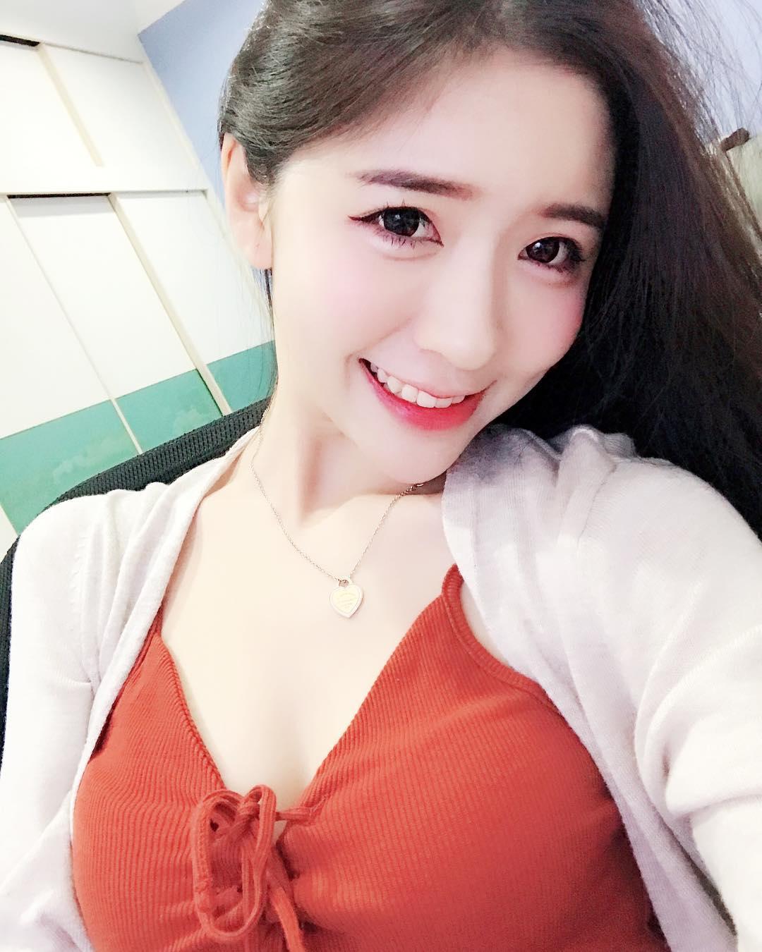 比基尼不要停！清新正妹「Chong Anqi」高颜值看不腻