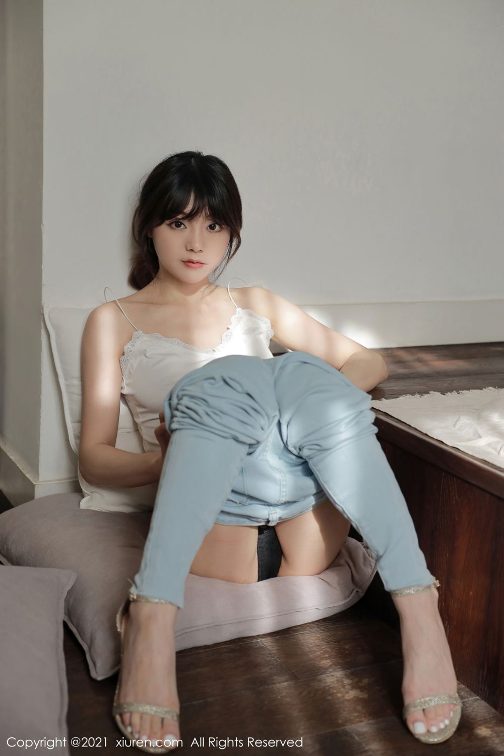 [XiuRen]高清写真图 2021.09.23 No.3983 佘贝拉bella