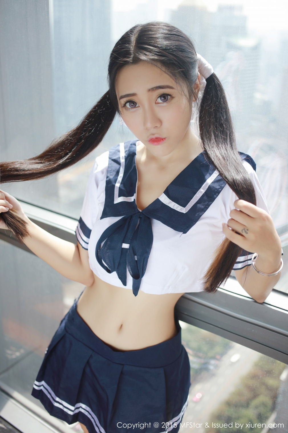 兜豆靓Youlina [MFStar模范学院]高清写真图2015.10.25 VOL.032