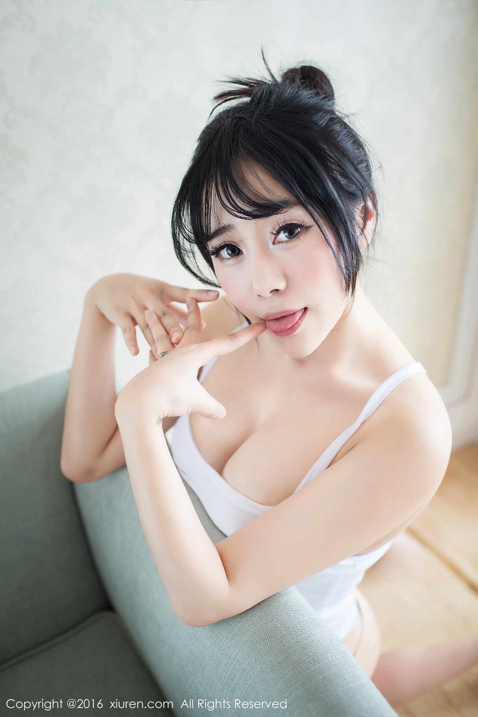 兜豆靓Youlina [XIUREN秀人网]高清写真图2016.06.23 XR20160623N00550