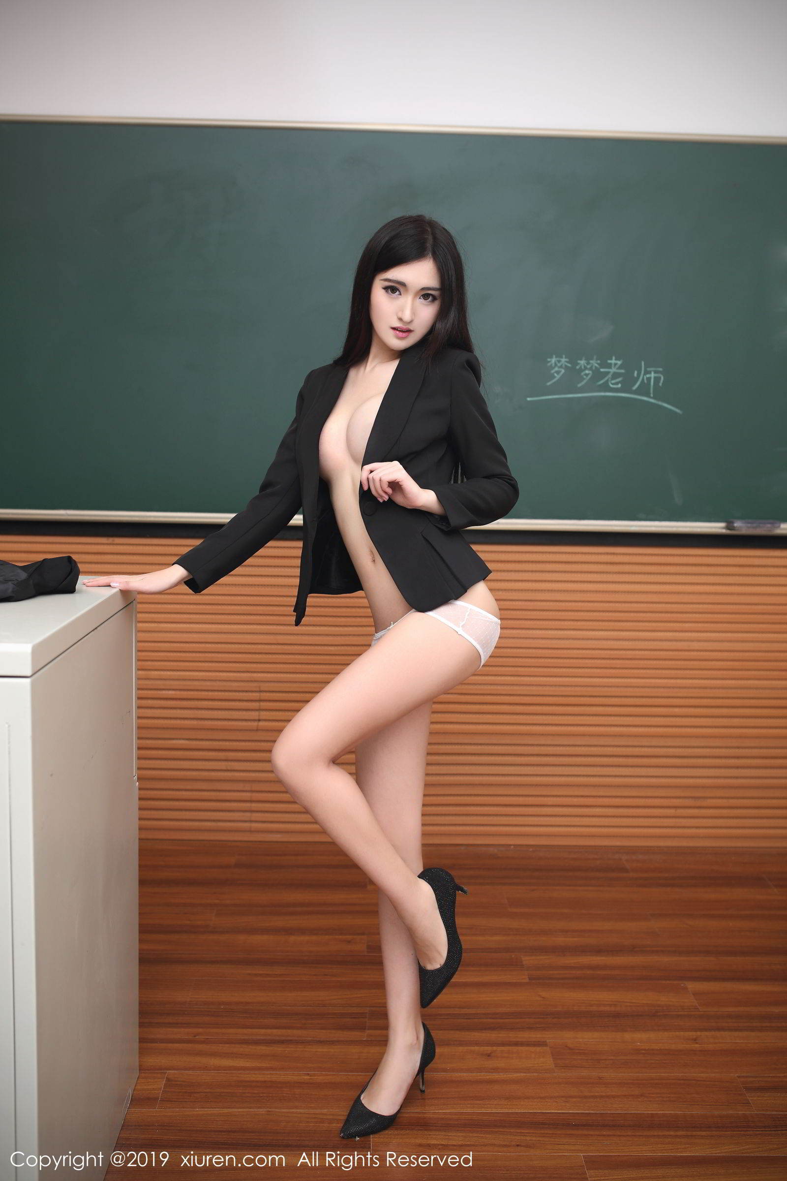[XIUREN]高清写真图 2019.05.31 沈梦瑶