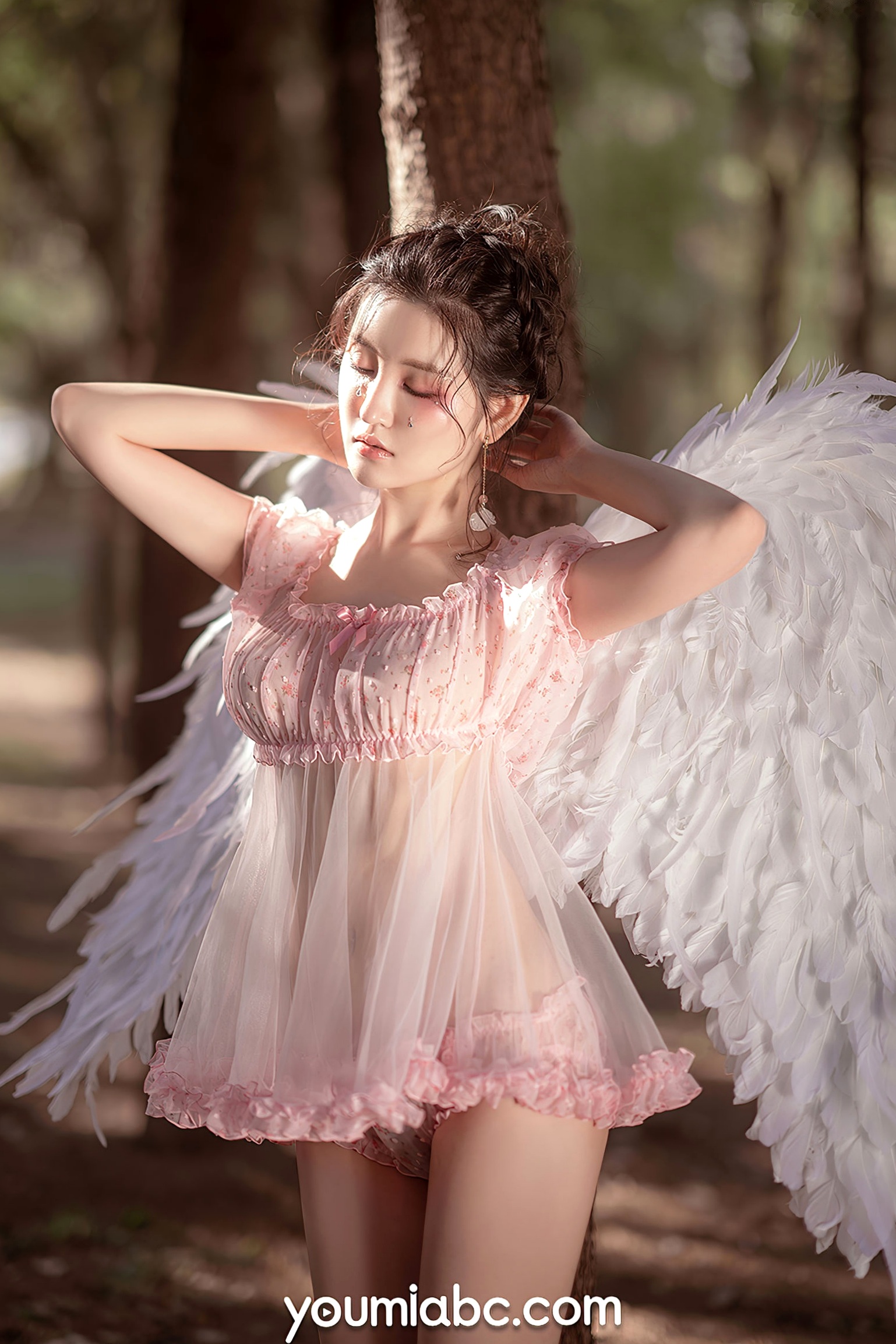Gallery - YouMi尤蜜-沈梦瑶《粉天使》：森林户外角色扮演，粉色蕾丝透视睡裙，化身梦幻羽翼小天使，极致唯美撩人，无圣光大尺度写真尤蜜荟 - Chiness Model 角色扮演性感私房照大尺度 沈梦瑶女神私房照_秀色女神 - image 17