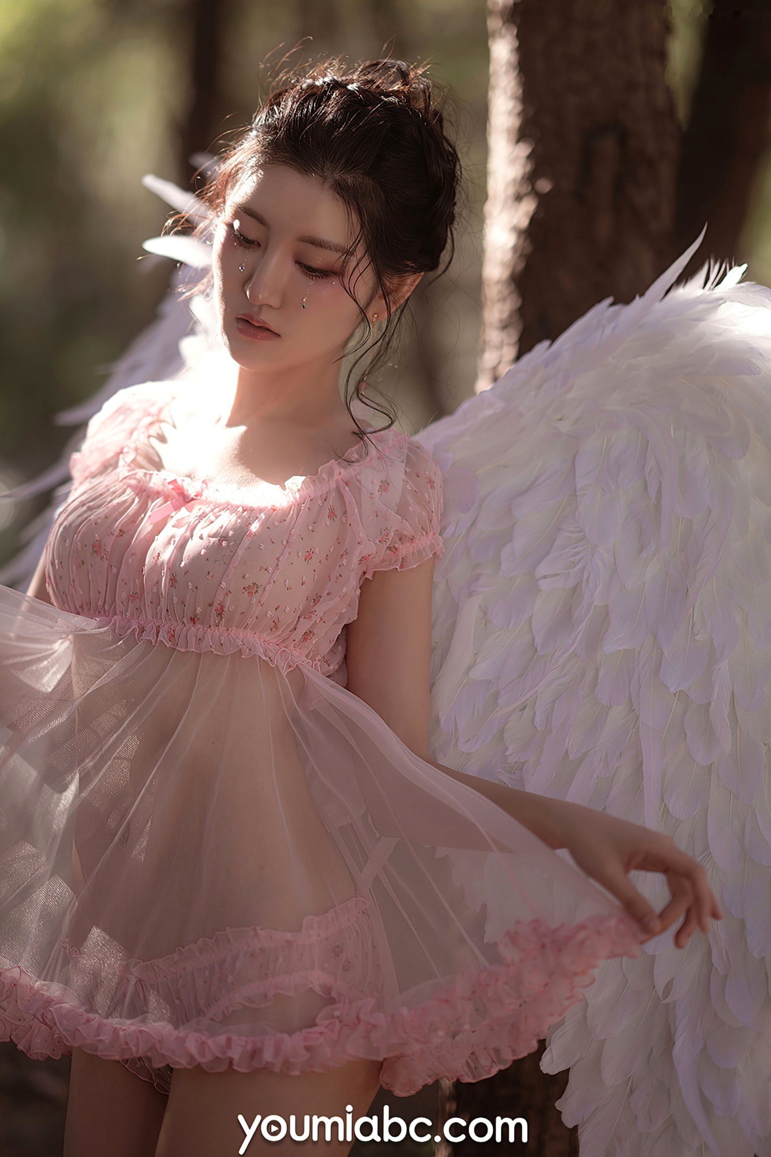 Gallery - YouMi尤蜜-沈梦瑶《粉天使》：森林户外角色扮演，粉色蕾丝透视睡裙，化身梦幻羽翼小天使，极致唯美撩人，无圣光大尺度写真尤蜜荟 - Chiness Model 角色扮演性感私房照大尺度 沈梦瑶女神私房照_秀色女神 - image 20