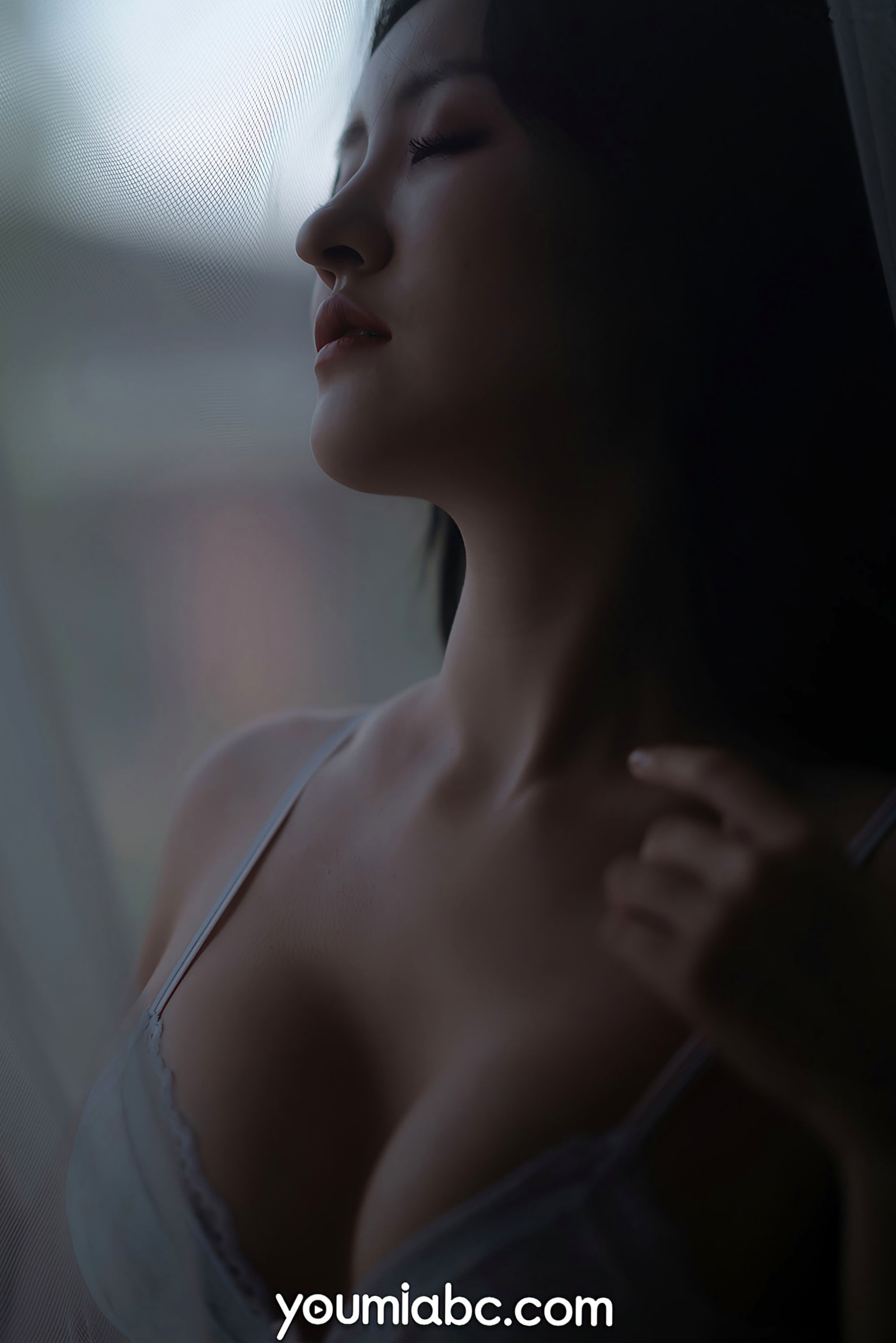 Gallery - YouMi尤蜜-沈梦瑶《飘窗幻梦》私房照，窗边薄纱下的曼妙身姿，高清性感诱惑写真尤蜜荟 - Chiness Model 私房照性感女神诱惑 沈梦瑶女神私房照_秀色女神 - image 3