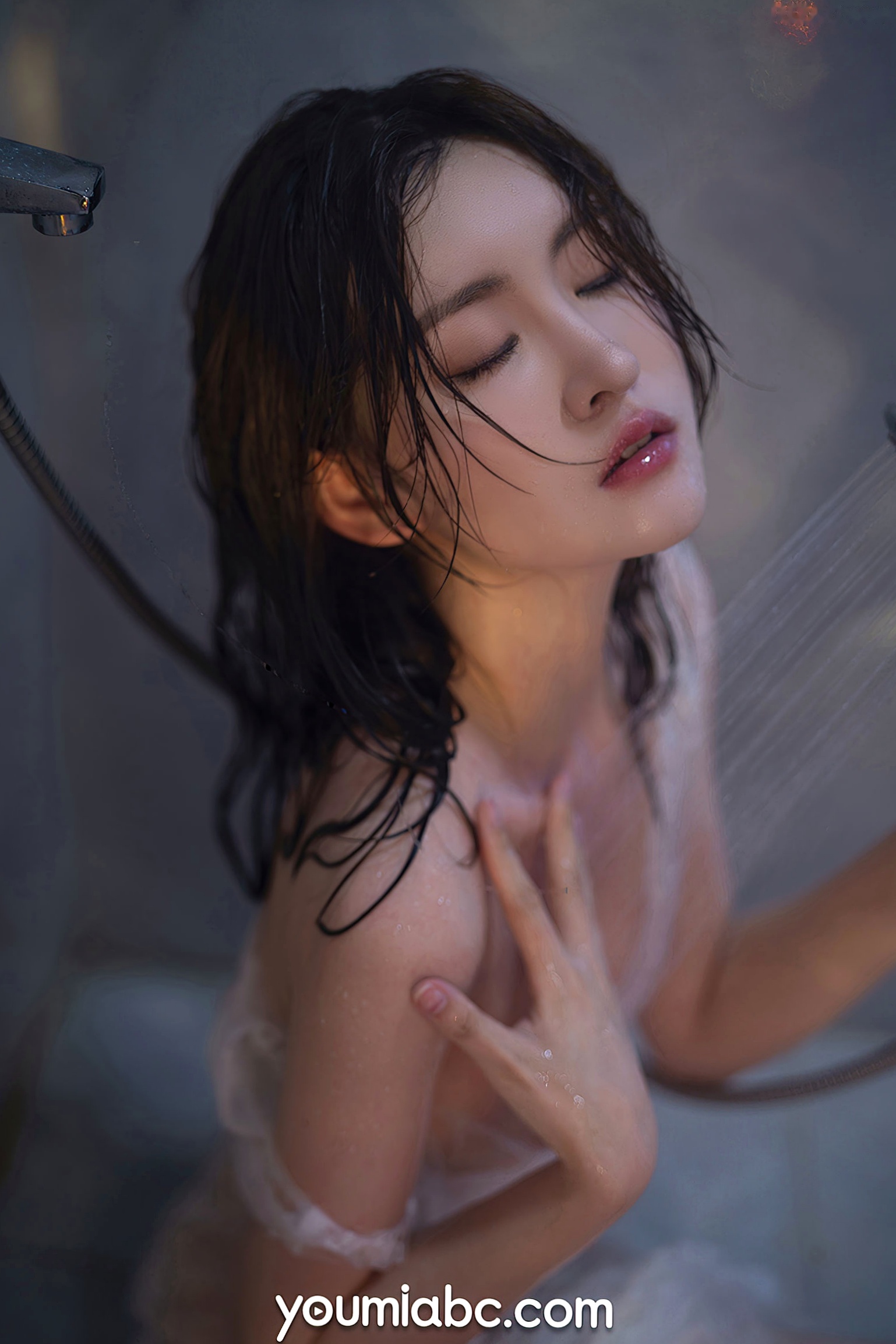 Gallery - YouMi尤蜜-沈梦瑶-《浴室临春》纯白蕾丝湿身透视私房写真，极致性感迷人诱惑尤蜜荟 - Chiness Model 性感诱惑浴室湿身私房照 沈梦瑶女神私房照_秀色女神 - image 17