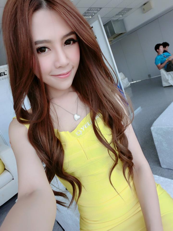 潘潘(潘俐蓉) 32C性感正妹