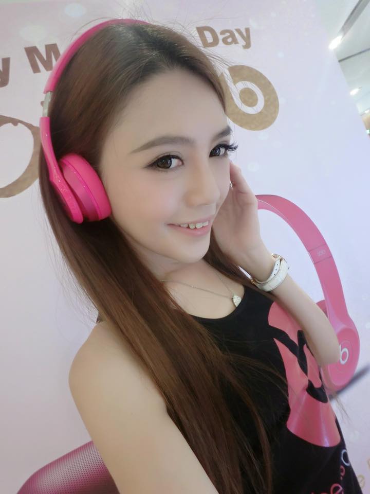 潘潘(潘俐蓉) 32C性感正妹