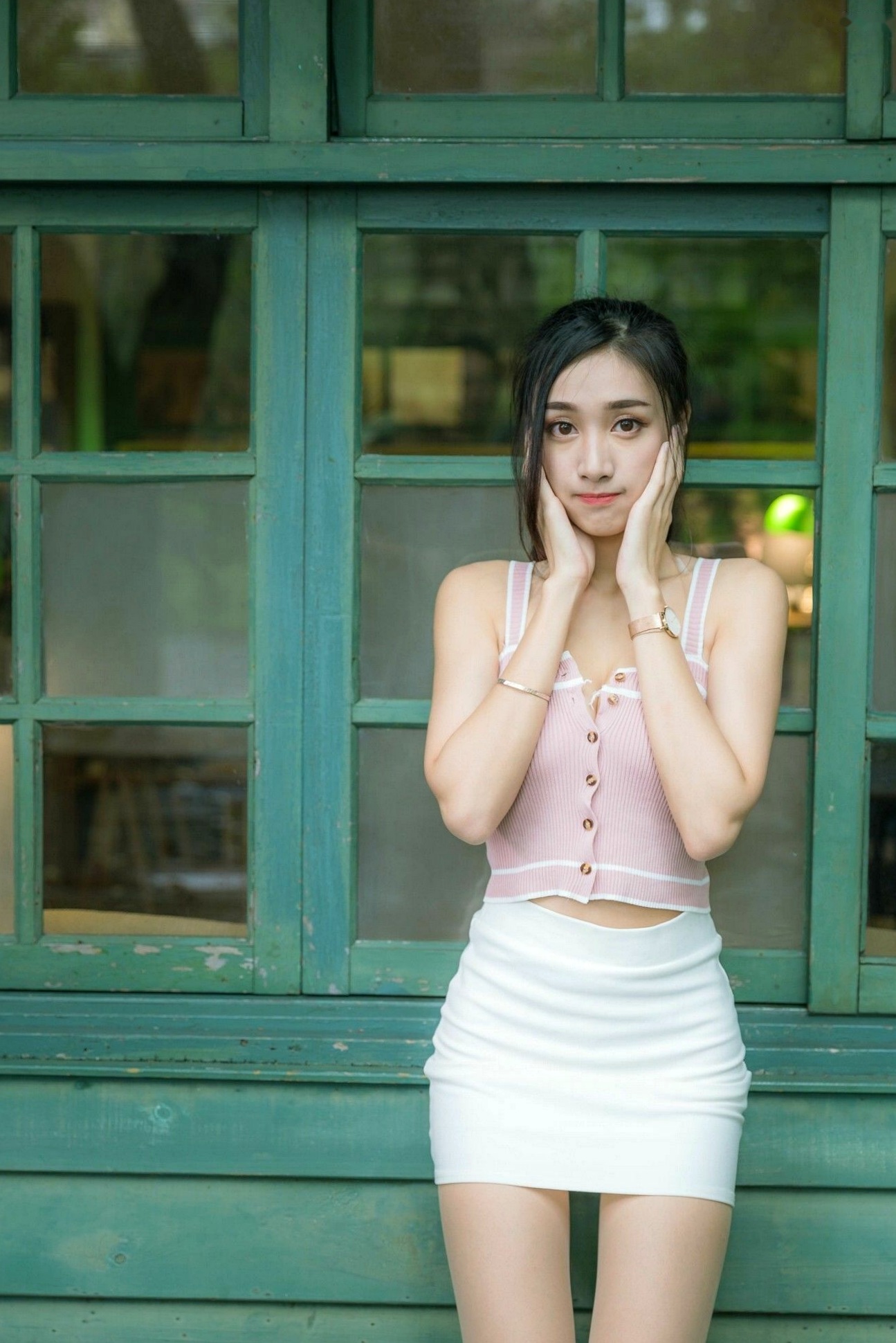Gallery - 台湾正妹段璟乐：花博公园高清街拍写真，百变女神清纯与性感并存台湾街拍女神清新性感 段乐乐女神私房照_秀色女神 - image 2