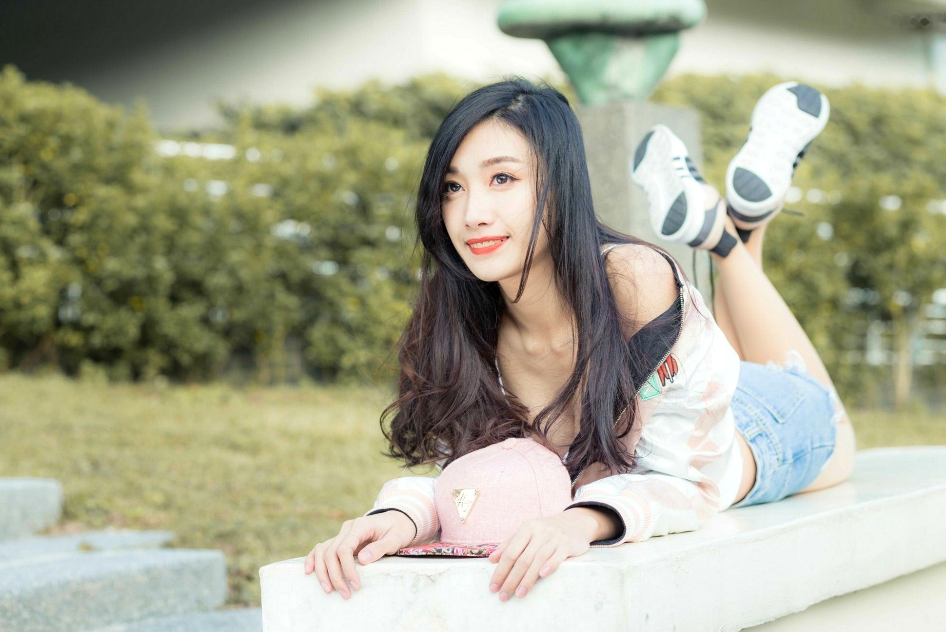 Gallery - 台湾正妹段璟乐：花博公园高清街拍写真，百变女神清纯与性感并存台湾街拍女神清新性感 段乐乐女神私房照_秀色女神 - image 40
