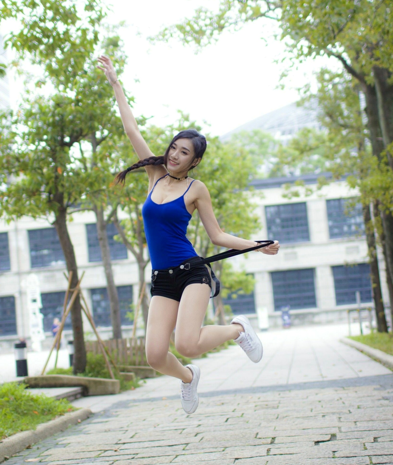 Gallery - 台湾正妹段璟乐松烟时装外拍：修身红裙性感街拍与百变私服写真集[32P]台湾街拍性感清纯气质 段乐乐女神私房照_秀色女神 - image 6
