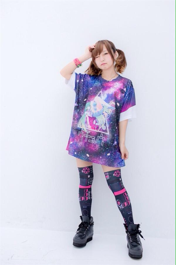 あんにゅい豆腐 迷人的小恶魔系制服打扮超cute