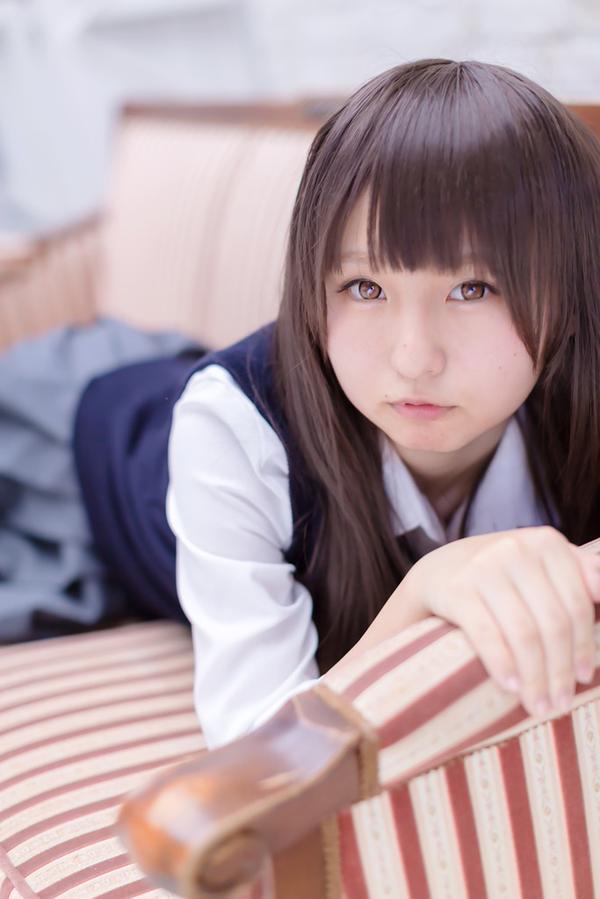 あんにゅい豆腐 迷人的小恶魔系制服打扮超cute