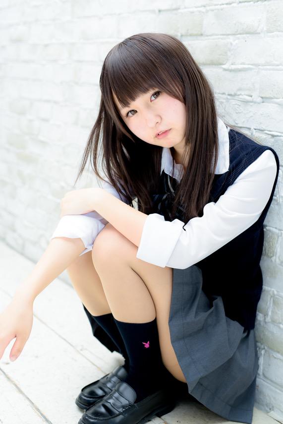 あんにゅい豆腐 迷人的小恶魔系制服打扮超cute