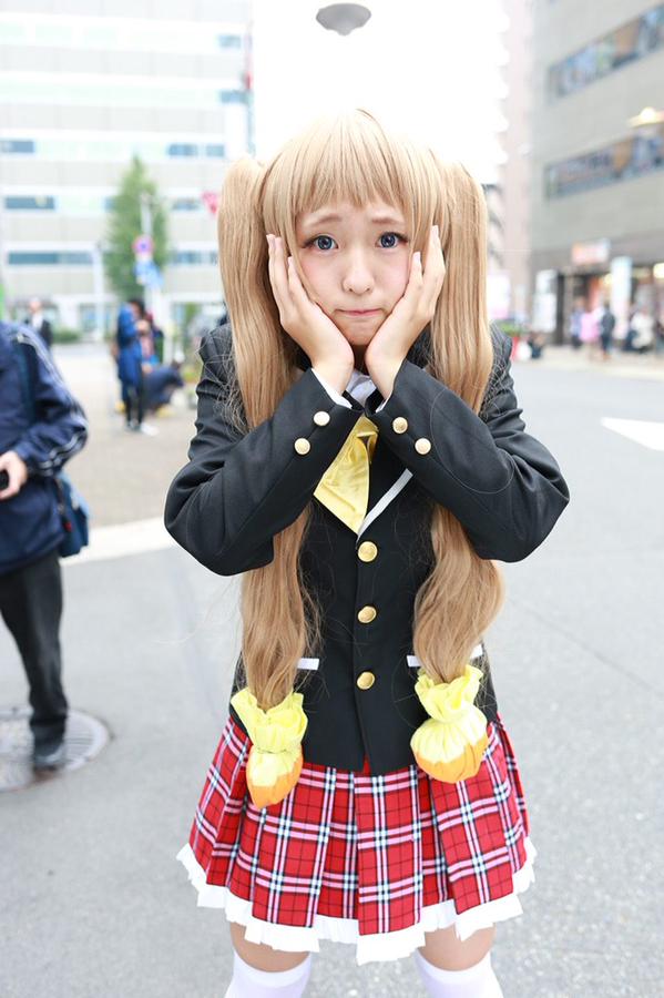 あんにゅい豆腐 迷人的小恶魔系制服打扮超cute