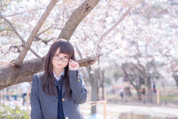 あんにゅい豆腐 迷人的小恶魔系制服打扮超cute