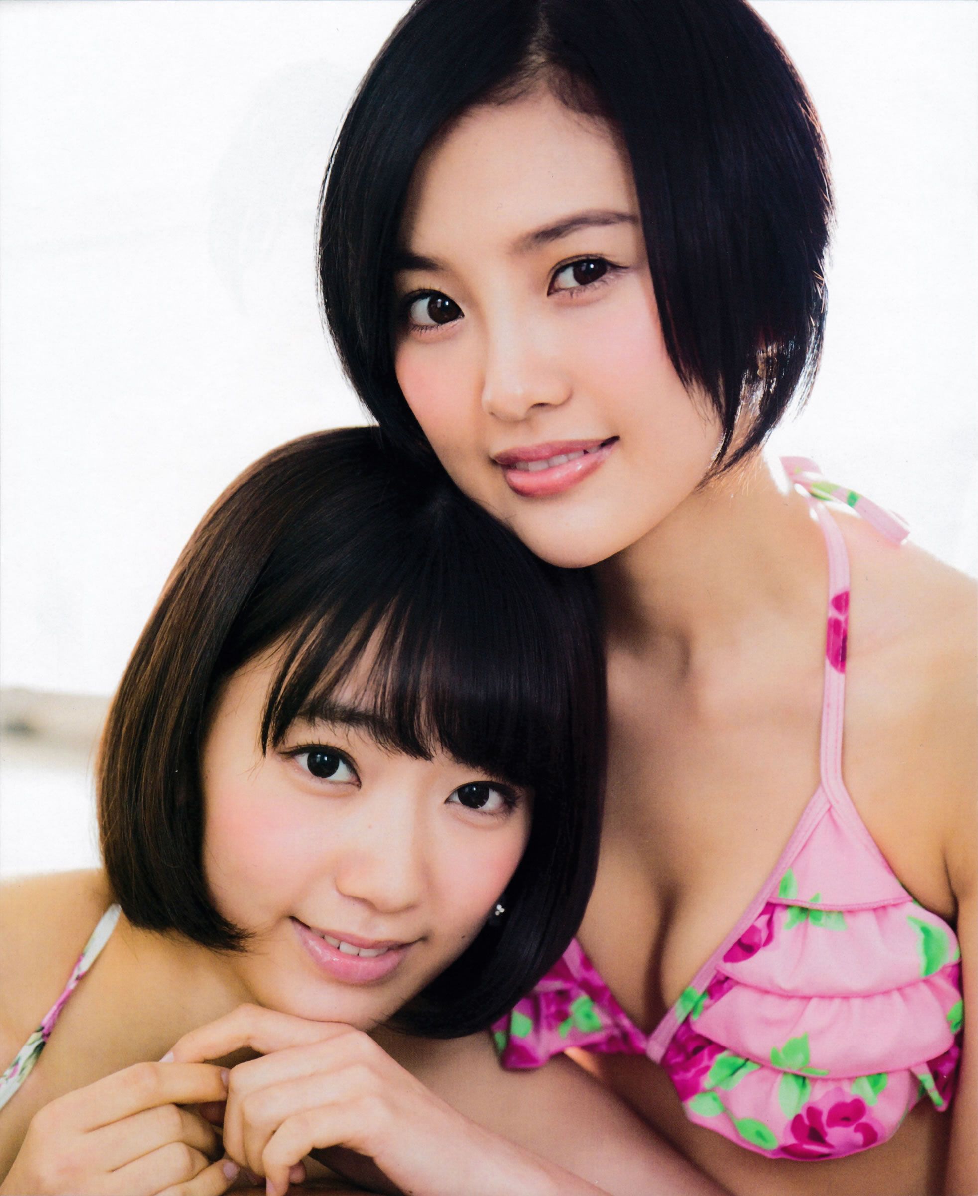 [Bomb Magazine]高清写真图2015.5 兒玉遙 宮脇咲良 朝長美桜 穴井千尋＆本村碧唯 植木南央 村重杏奈 藪下柊 太田夢莉