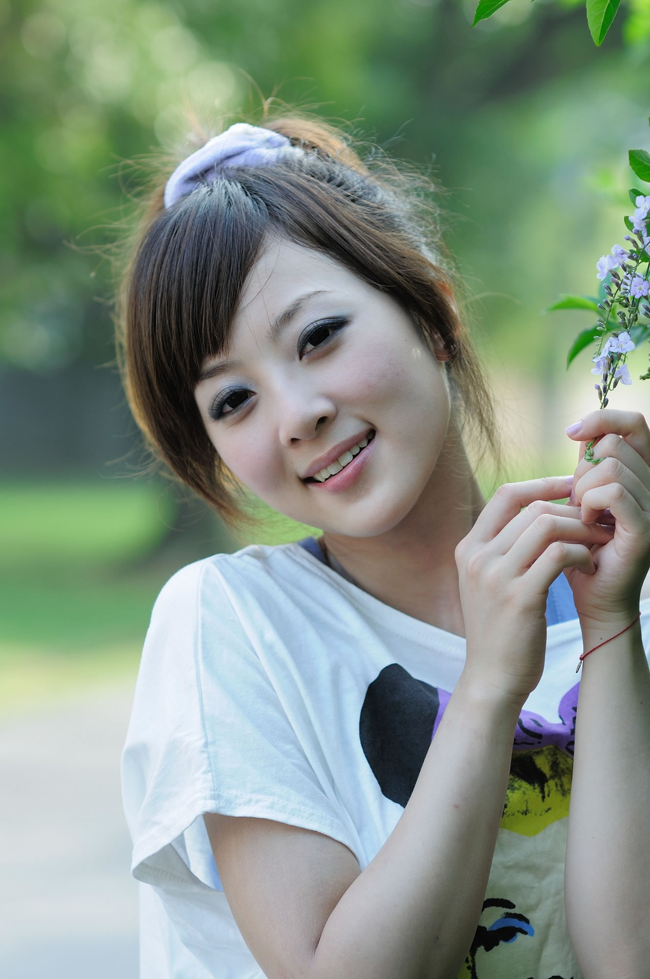 张凯洁 台湾清纯美女果子MM@陽明山美軍宿舍 (一）