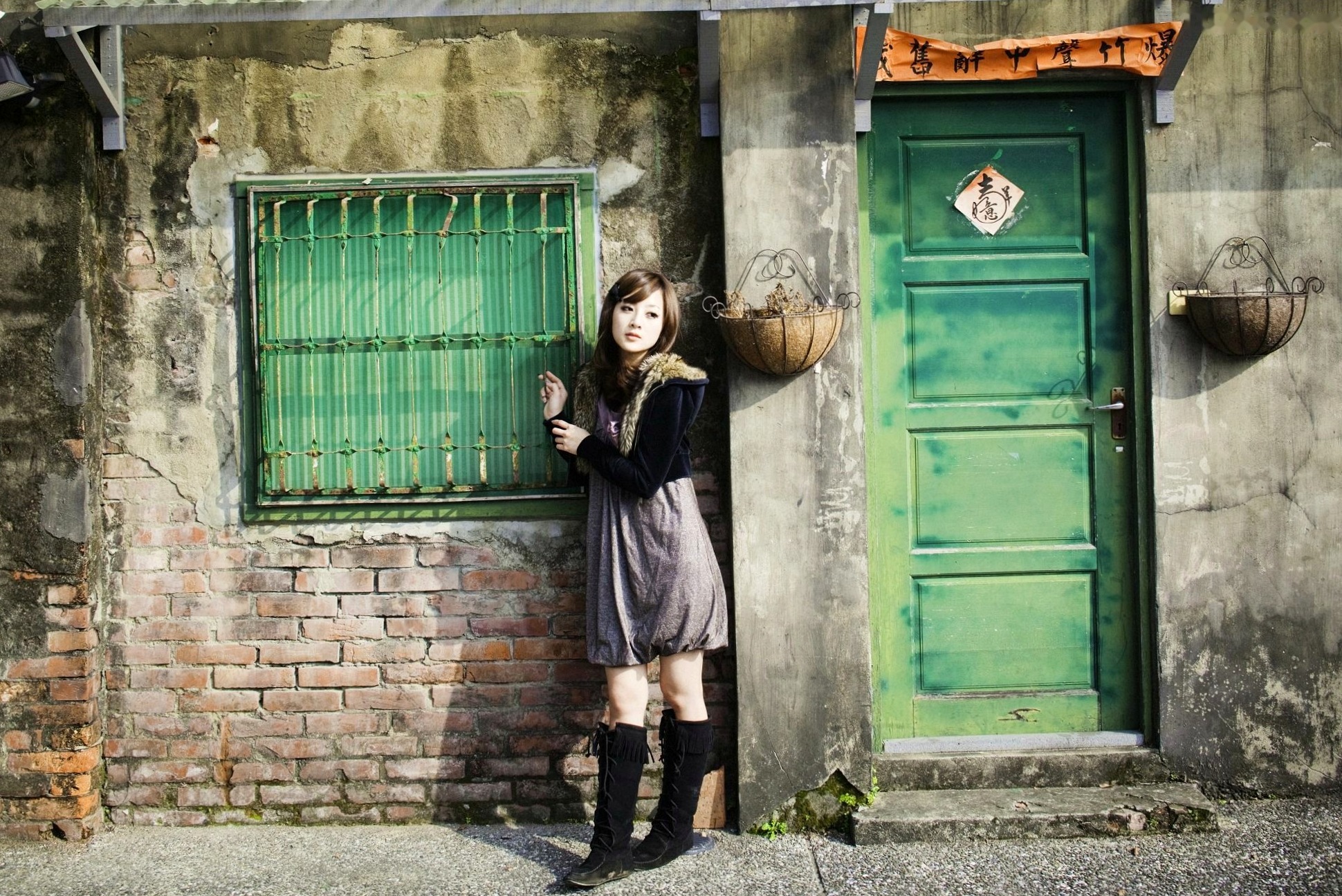 Gallery - 台湾美女张凯洁果子MM四四南村大安森林公园清新外拍写真，治愈系自然风街拍台湾清新治愈系户外街拍 张凯洁女神私房照_秀色女神 - image 44