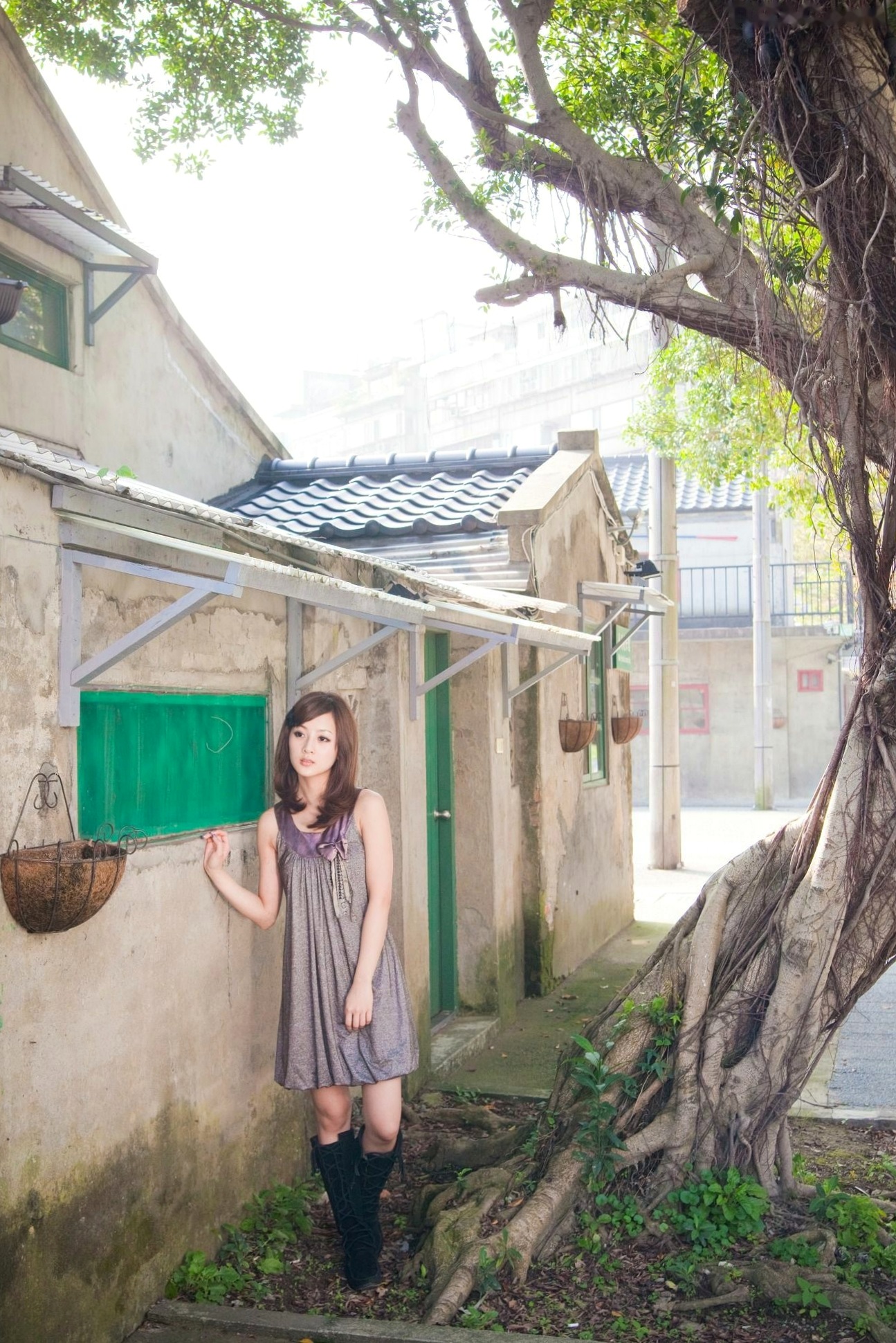 Gallery - 台湾美女张凯洁果子MM四四南村大安森林公园清新外拍写真，治愈系自然风街拍台湾清新治愈系户外街拍 张凯洁女神私房照_秀色女神 - image 47