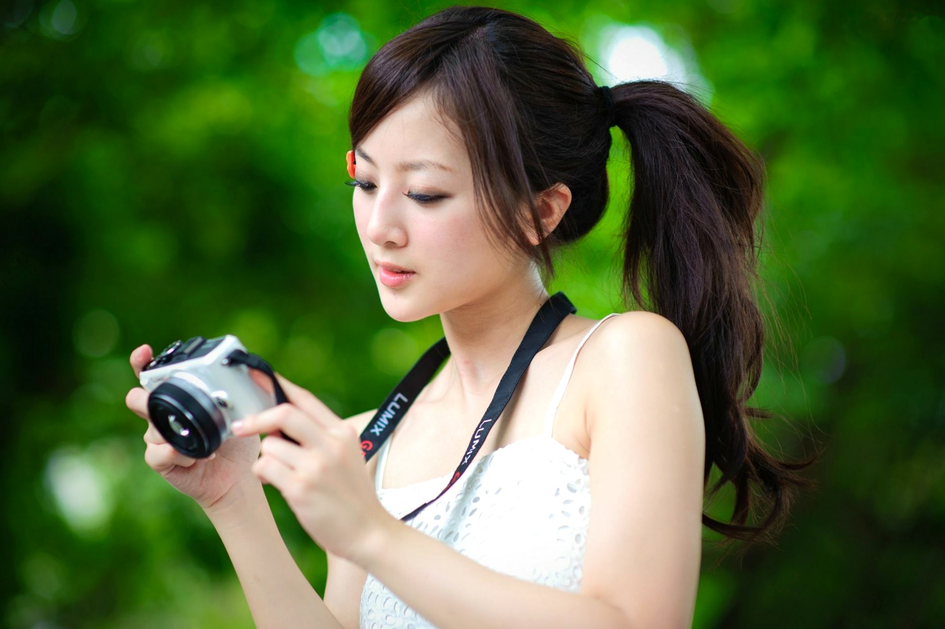 Gallery - 台湾正妹张允霏果子MM：228公园户外街拍写真，清新运动风造型，展现青春校园活力感台湾街拍清新户外女神 张凯洁女神私房照_秀色女神 - image 26