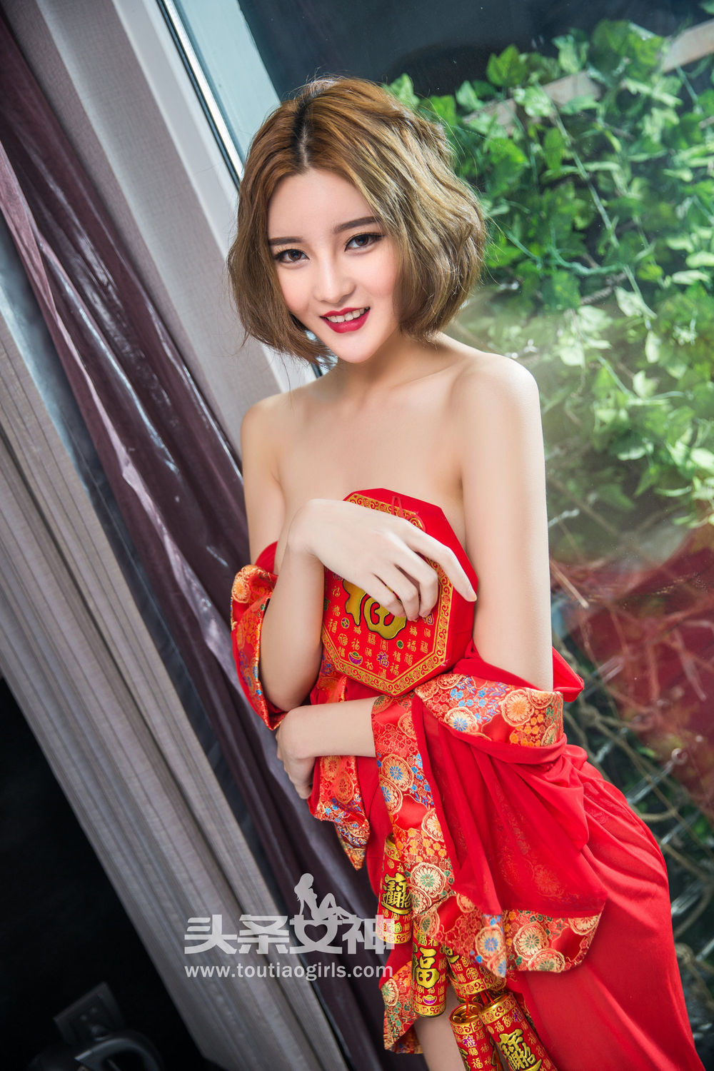 [TouTiao头条女神] 2017-01-27 春节拜年特刊