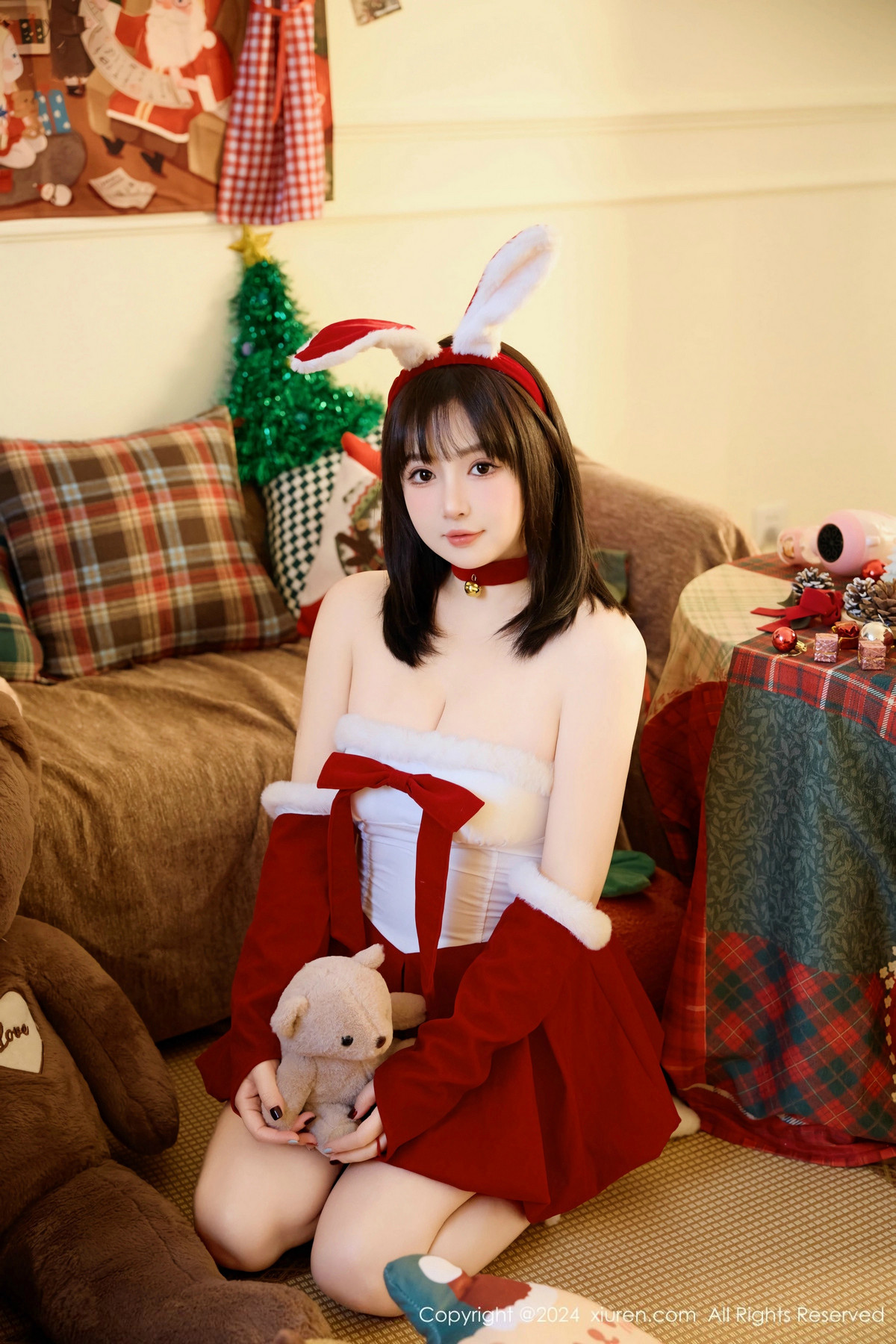 [XiuRen]高清写真图 2024.12.25 No.9656 养乐多Doll 美臀性感