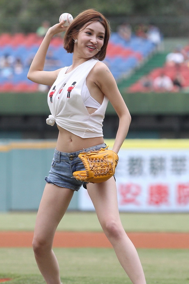 陈梦晨Mornin E奶南半球歌手微热女孩
