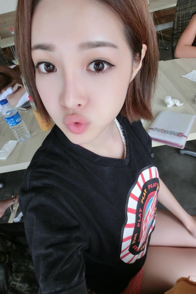 陈梦晨Mornin E奶南半球歌手微热女孩
