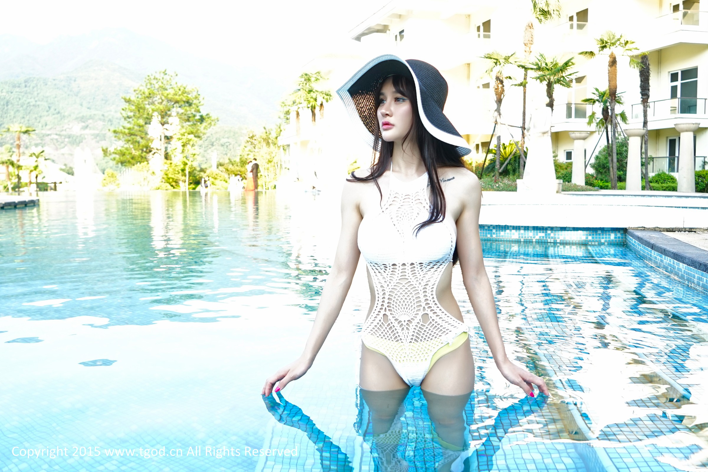 Cheryl青树 [TGOD推女神]高清写真图云曼旅拍 第三刊