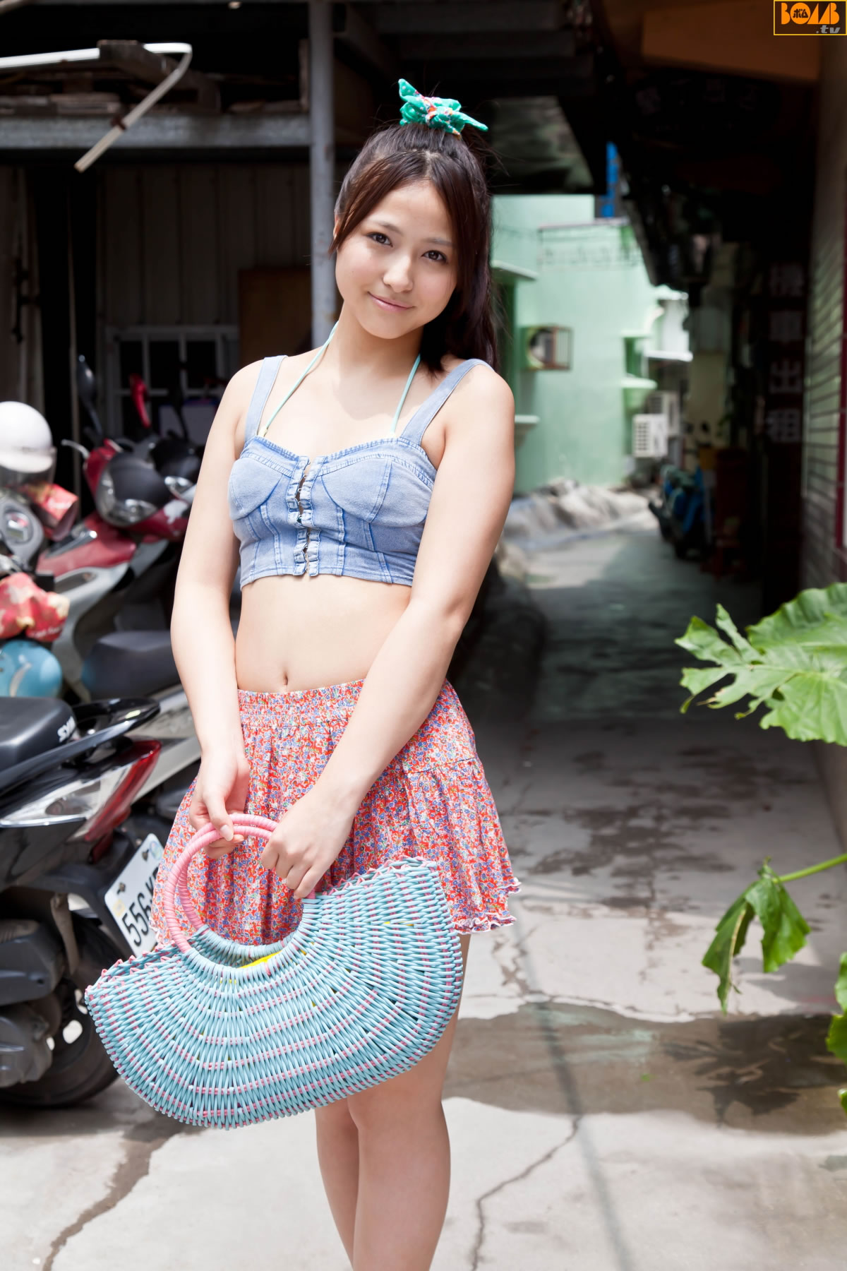 村瀬綾里子 [BOMB.tv]高清写真图2012.03