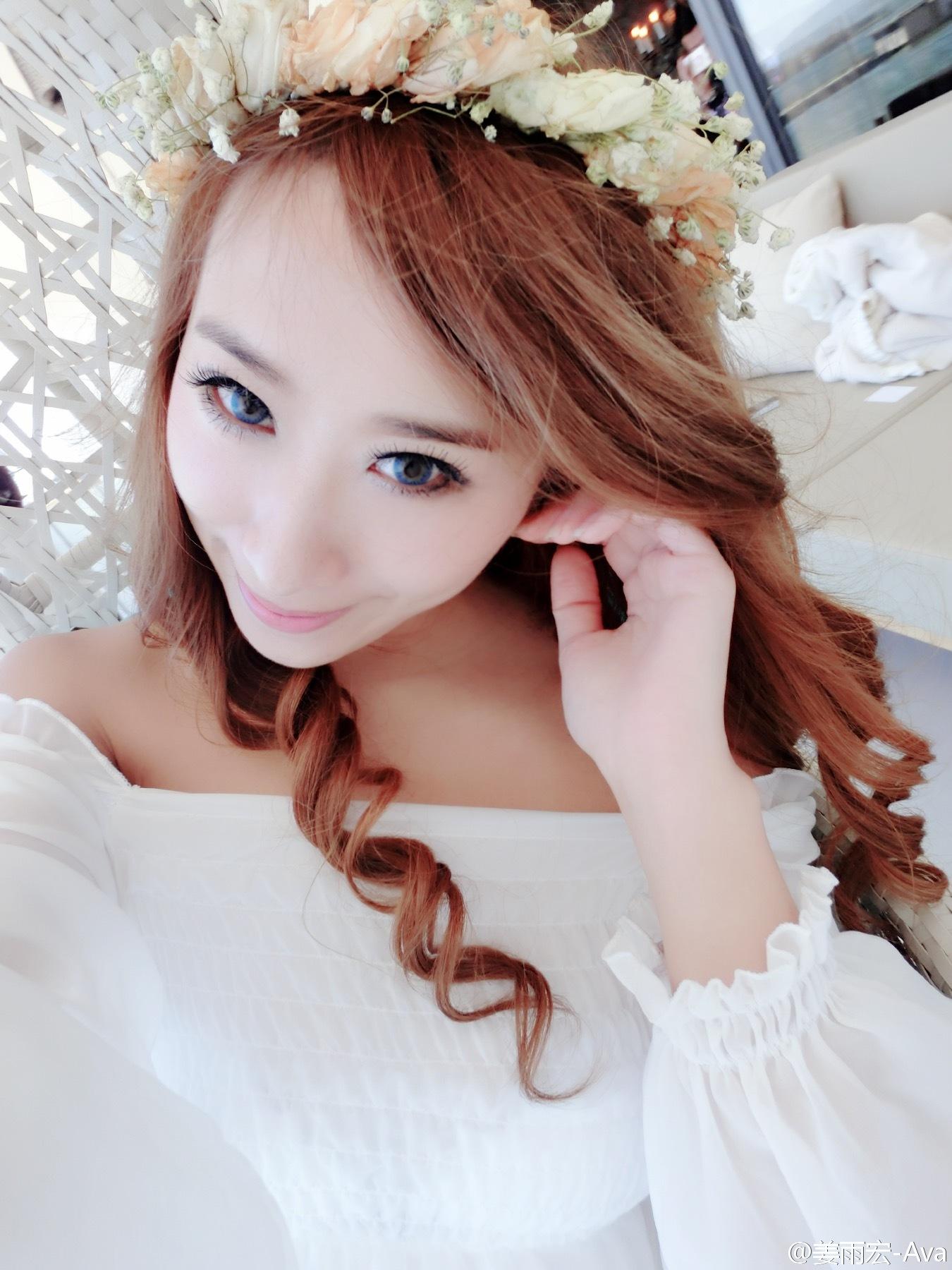 姜雨宏Ava 性感火辣比基尼美图