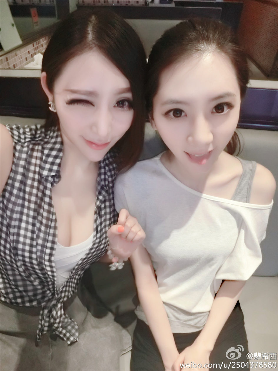裴希西 性感自拍照