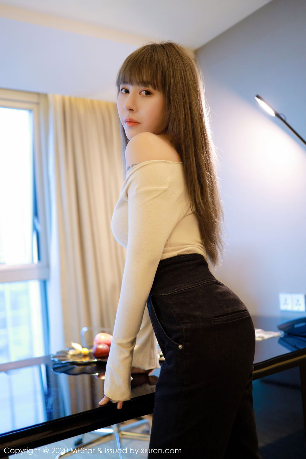 [MFStar]高清写真图 2020.03.10 VOL.284 艾莉✨Evelyn