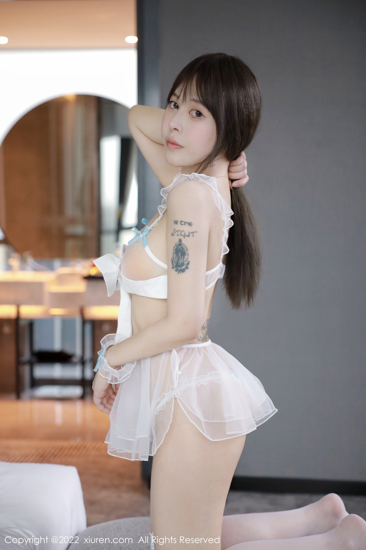 [XiuRen]高清写真图 2022.11.29 No.5926 Evelyn艾莉 丝袜美臀