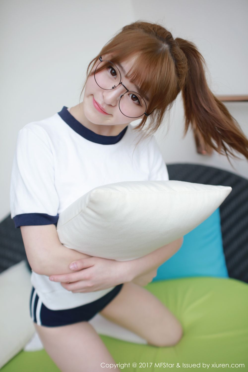 伊小七MoMo- [MFStar模范学院]高清写真图 2017.03.06 VOL.090