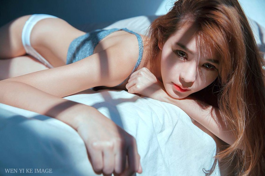 邱欣悦Yunni 极品美艳私房照诱惑写真图