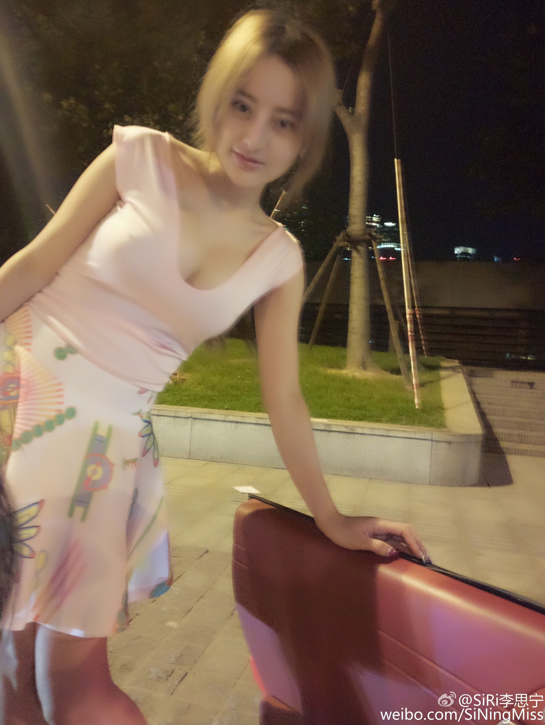 李思宁SiByl 俏丽美人私房照诱惑写真图