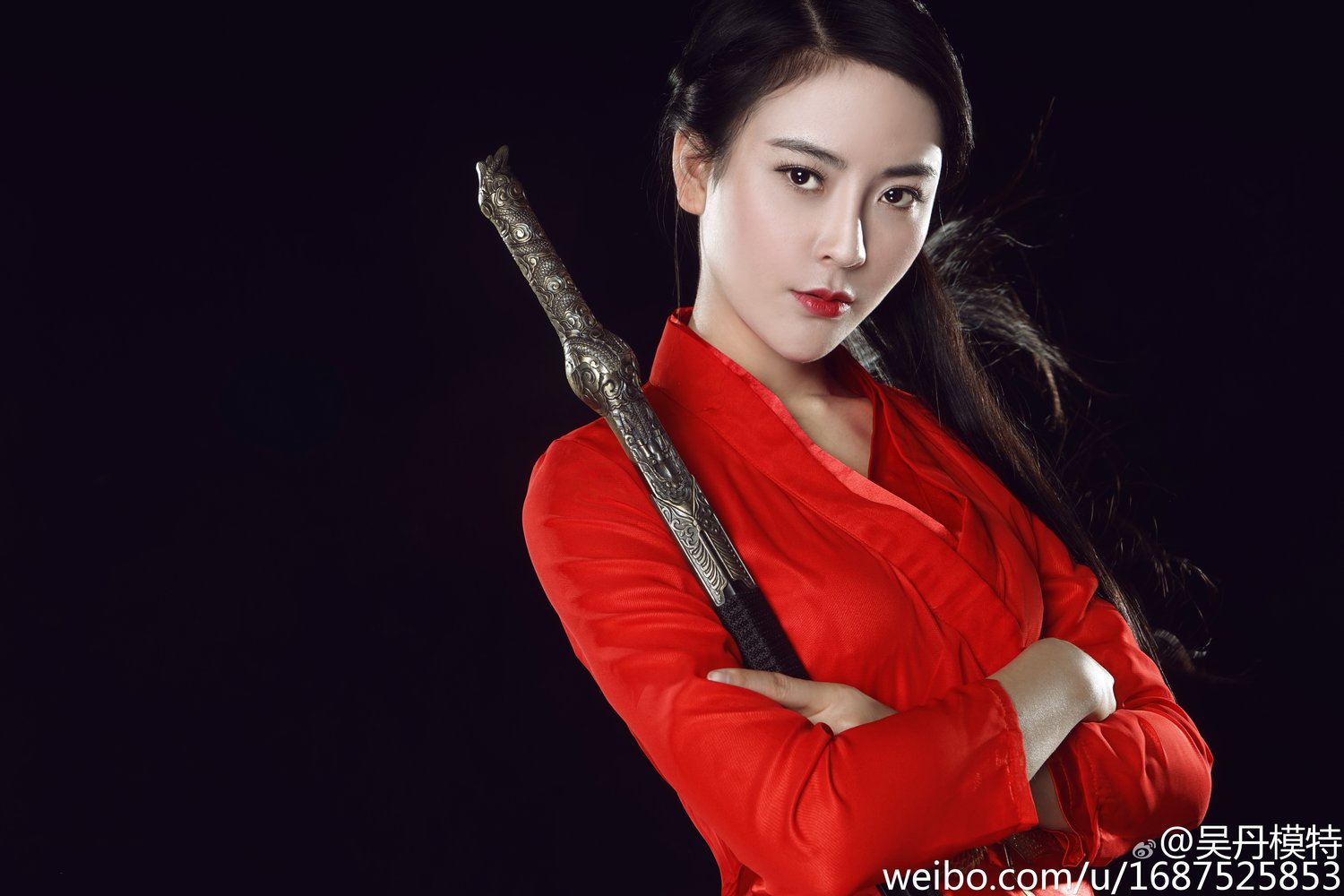 吴丹模特 气质美女复古诱惑写真图