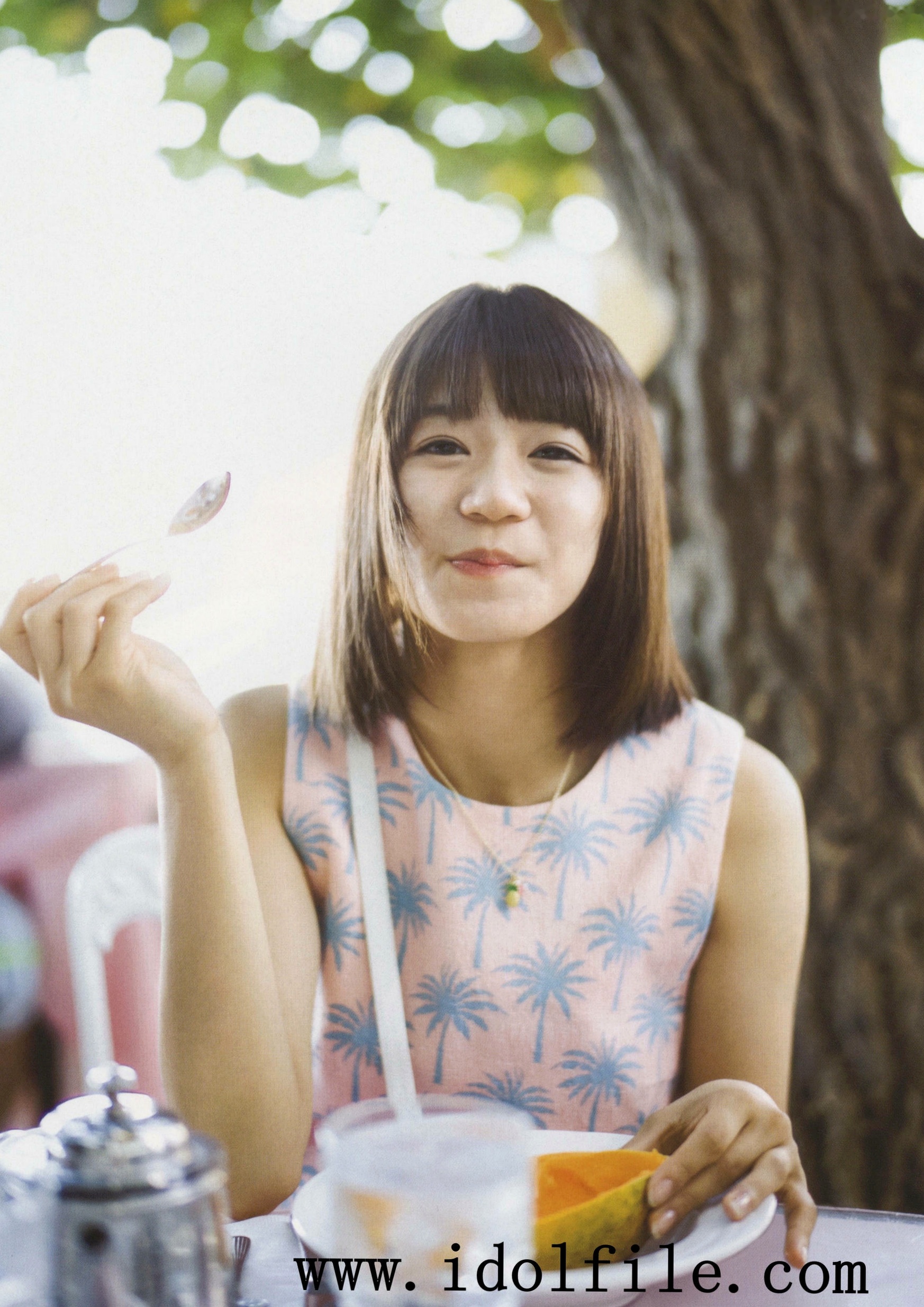 Gallery - 星名美怜「MIREITOPIA」高清写真集：清新唯美户外街拍与惬意居家私房风格清新治愈系私房照日本 星名美怜女神私房照_秀色女神 - image 14