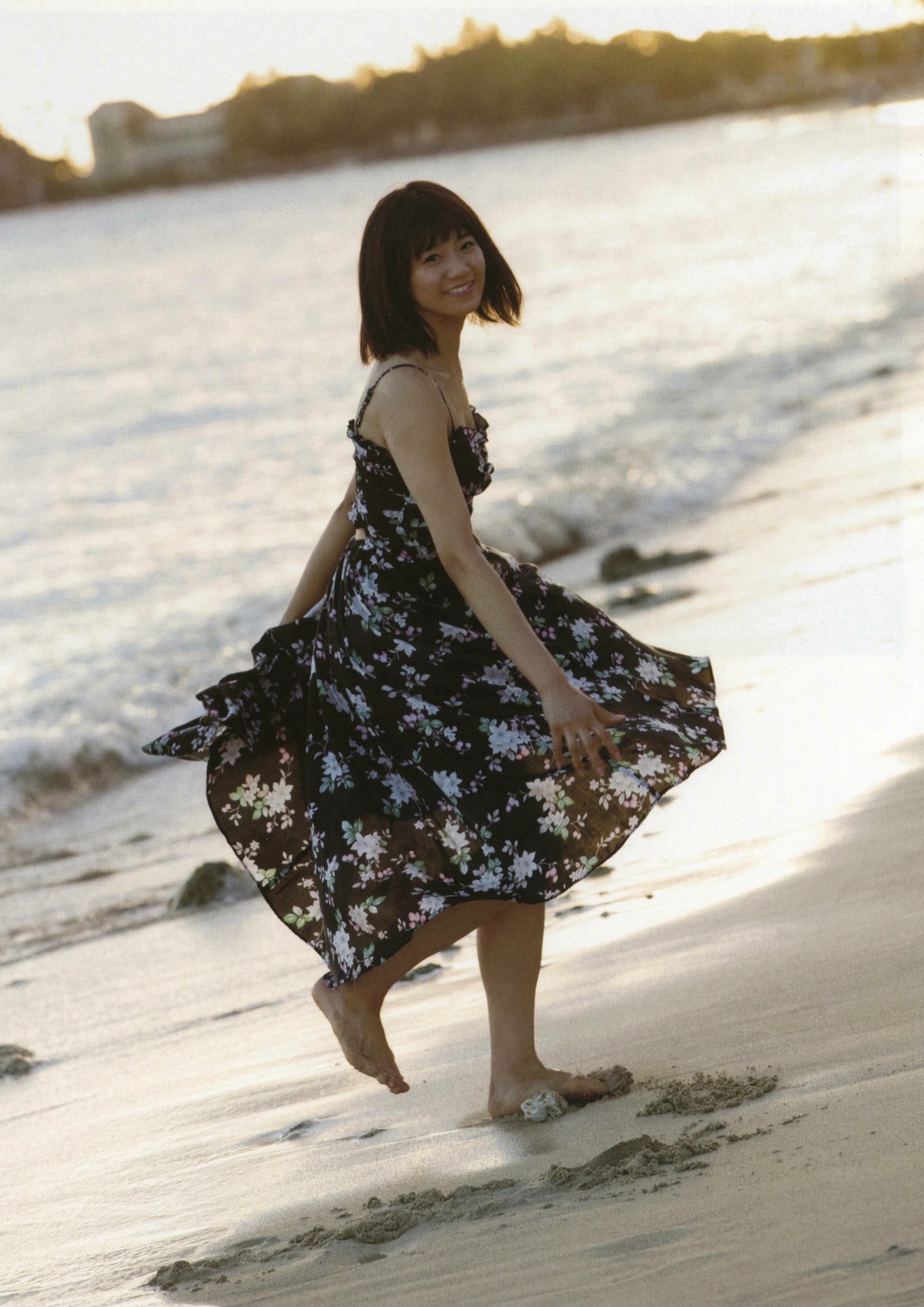 Gallery - 星名美怜「MIREITOPIA」高清写真集：清新唯美户外街拍与惬意居家私房风格清新治愈系私房照日本 星名美怜女神私房照_秀色女神 - image 63