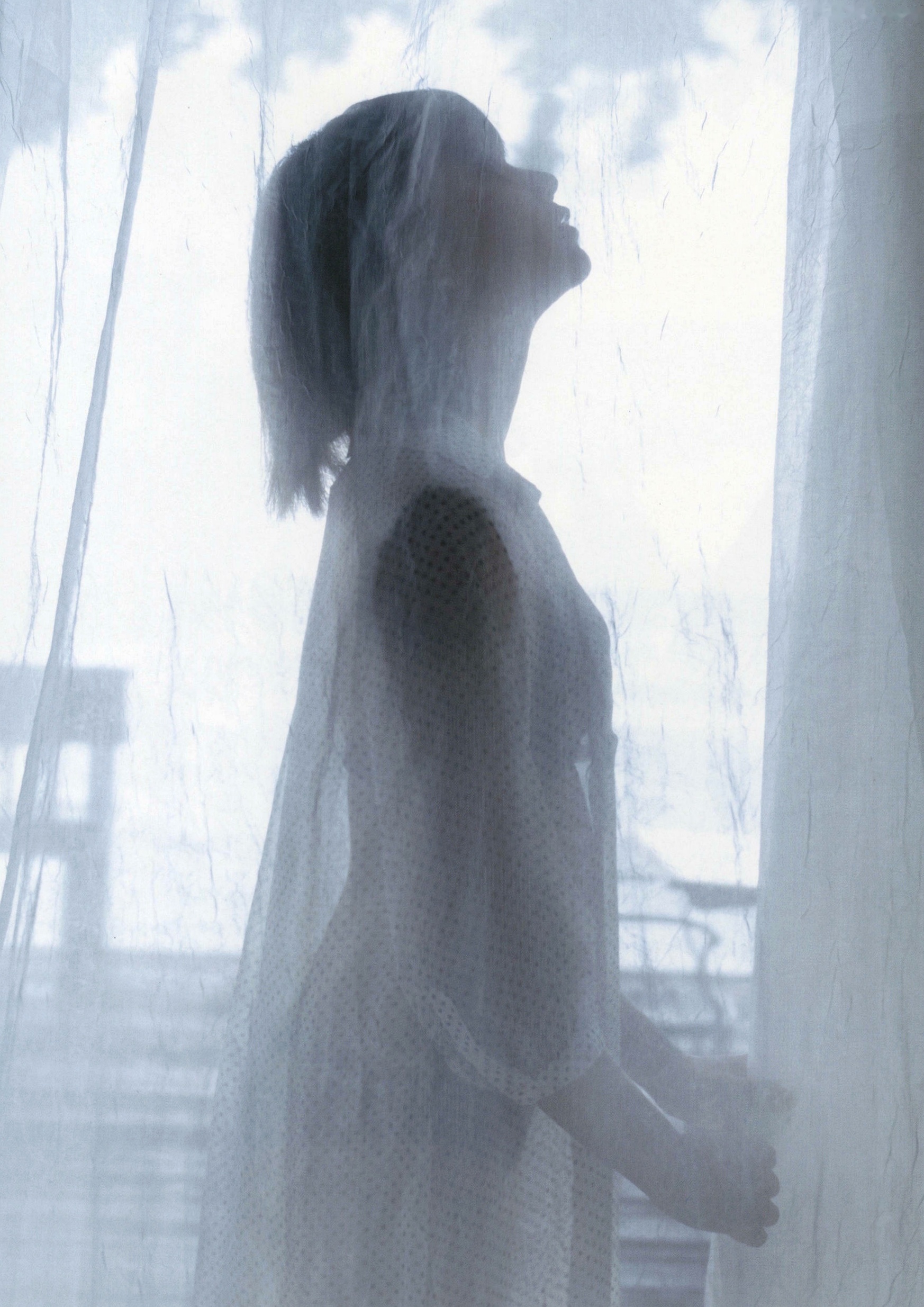 Gallery - 星名美怜「MIREITOPIA」高清写真集：清新唯美户外街拍与惬意居家私房风格清新治愈系私房照日本 星名美怜女神私房照_秀色女神 - image 101