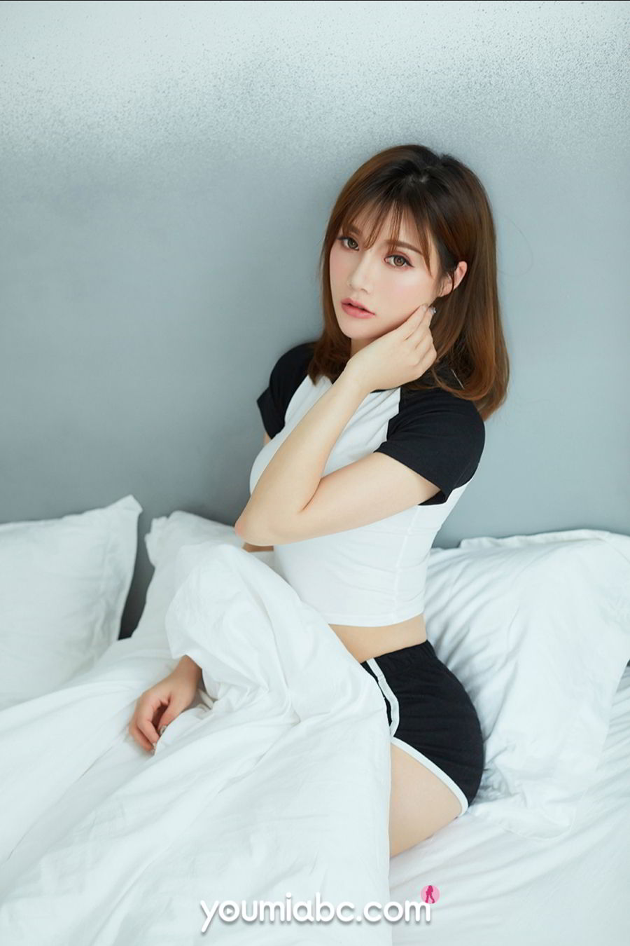 [YouMi尤蜜]高清写真图 2021.04.07 奶茶Emily