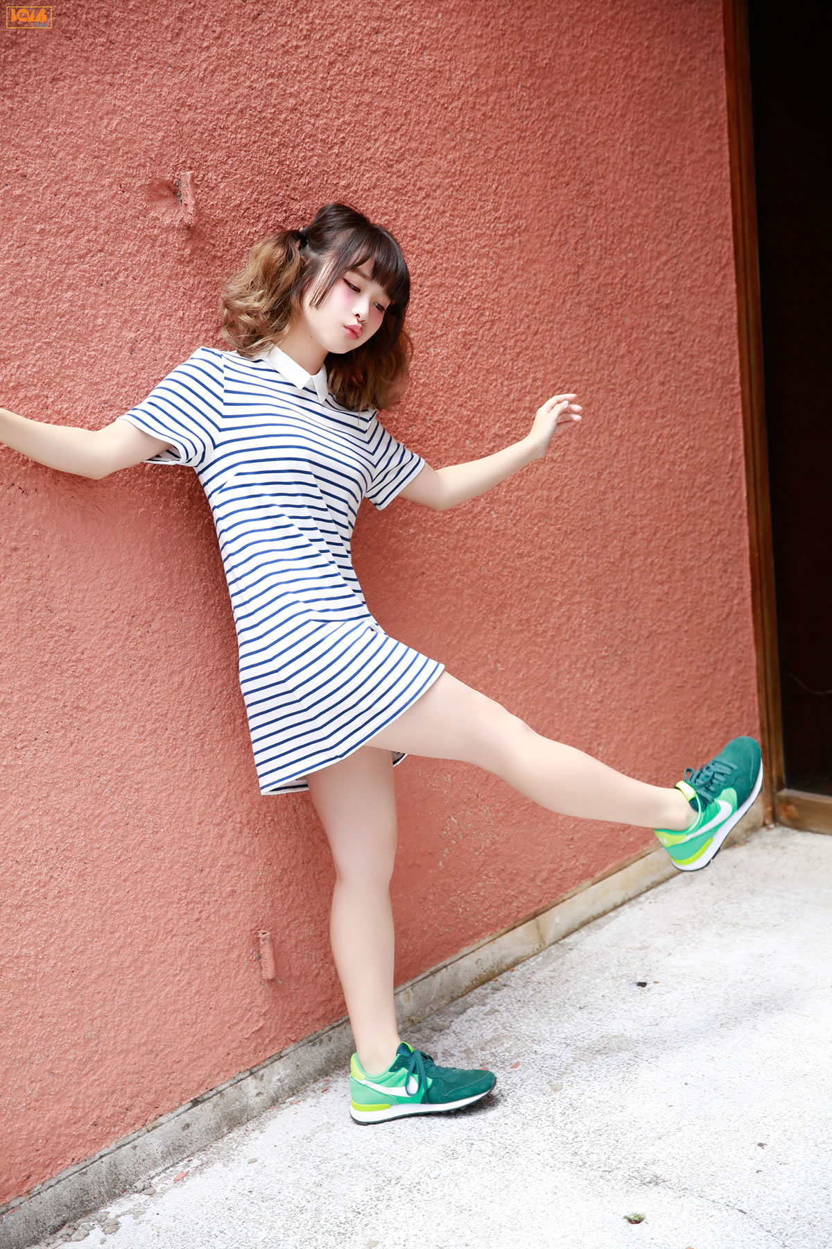 增井みお [BOMB.tv]高清写真图GRAVURE Channel 2015年10月号 lyrical school