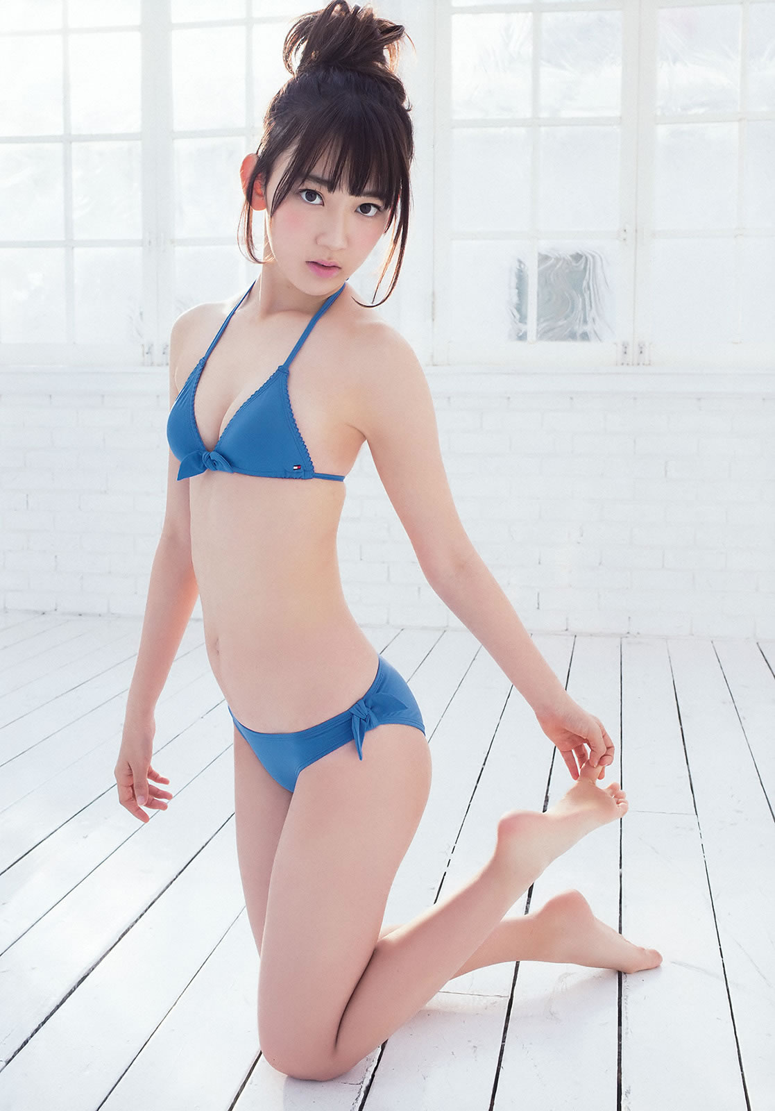 [Young Animal]高清写真图2016 No.02 03 宮脇咲良 本村碧唯 朝長美桜 渕上舞
