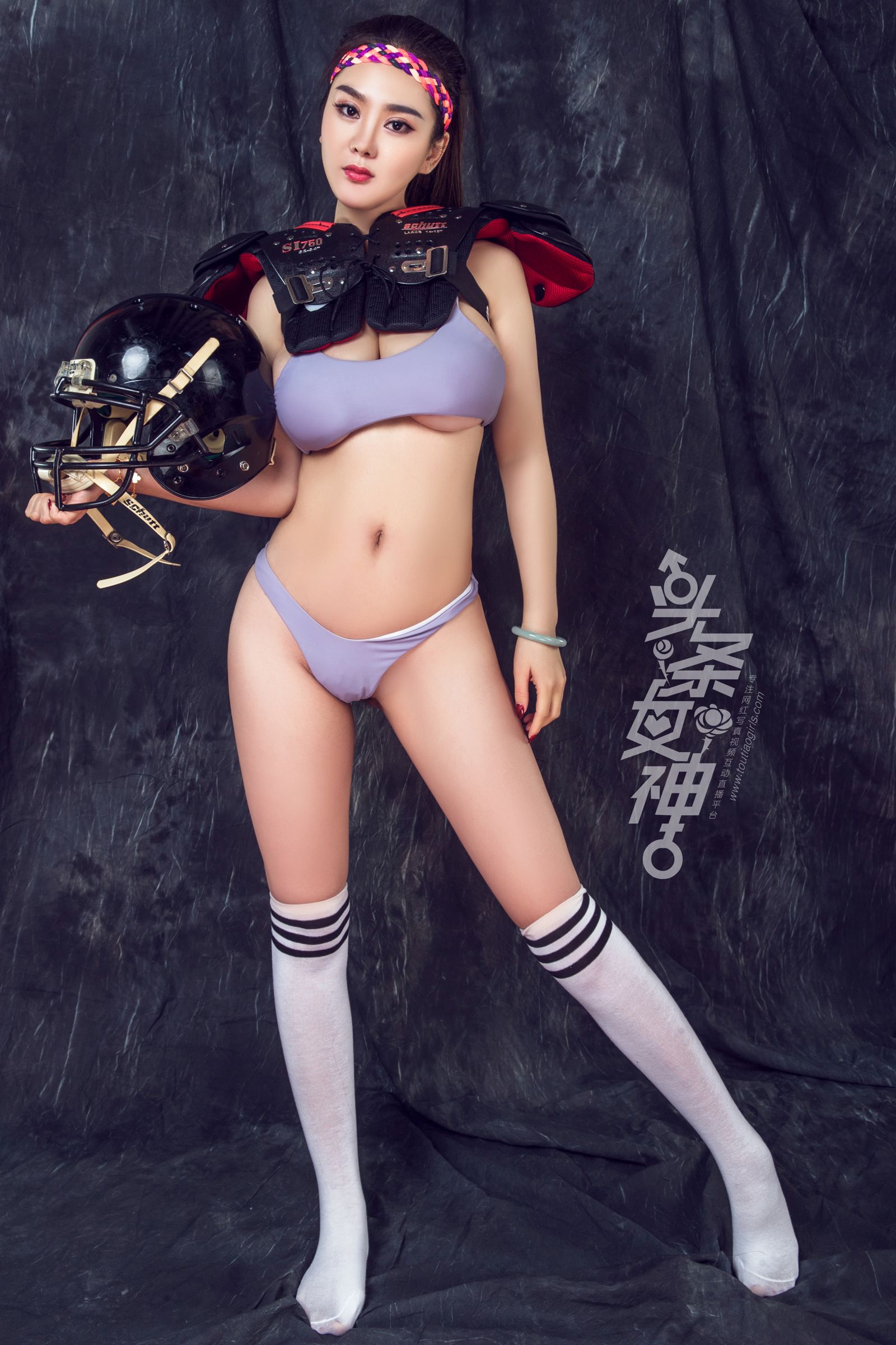 Gallery - 头条四女神超级碗 装不下的盛世欧派头条女神 - Goddess 波涛胸涌人间胸器 易阳ELLY女神私房照_秀色女神 - image 6