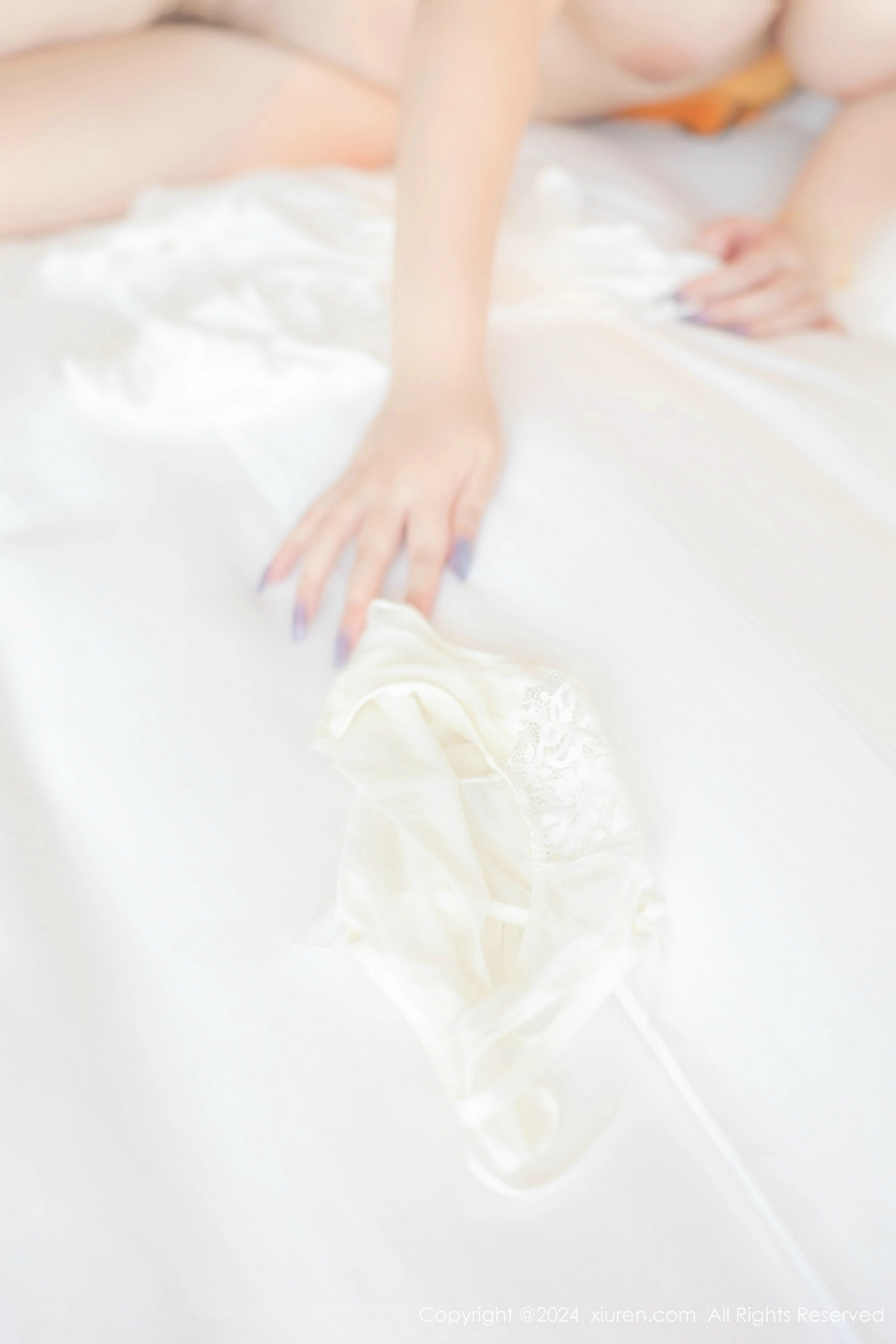 [XiuRen]高清写真图 2024.12.18 No.9615 H70的Lena 美乳性感