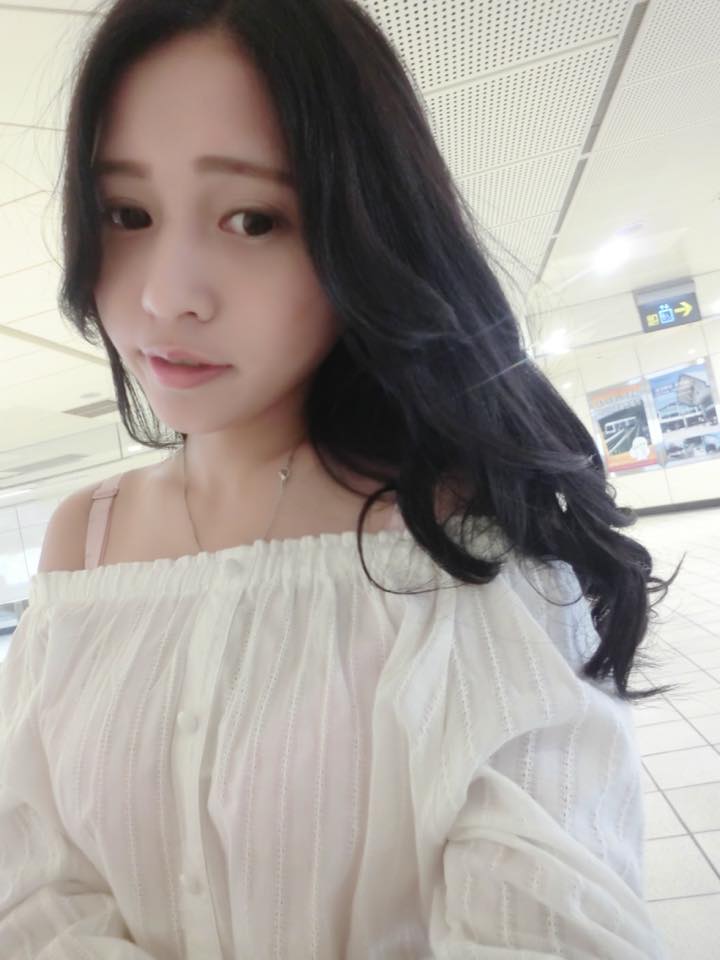 欧佩姗 脸书网私房照诱惑写真图
