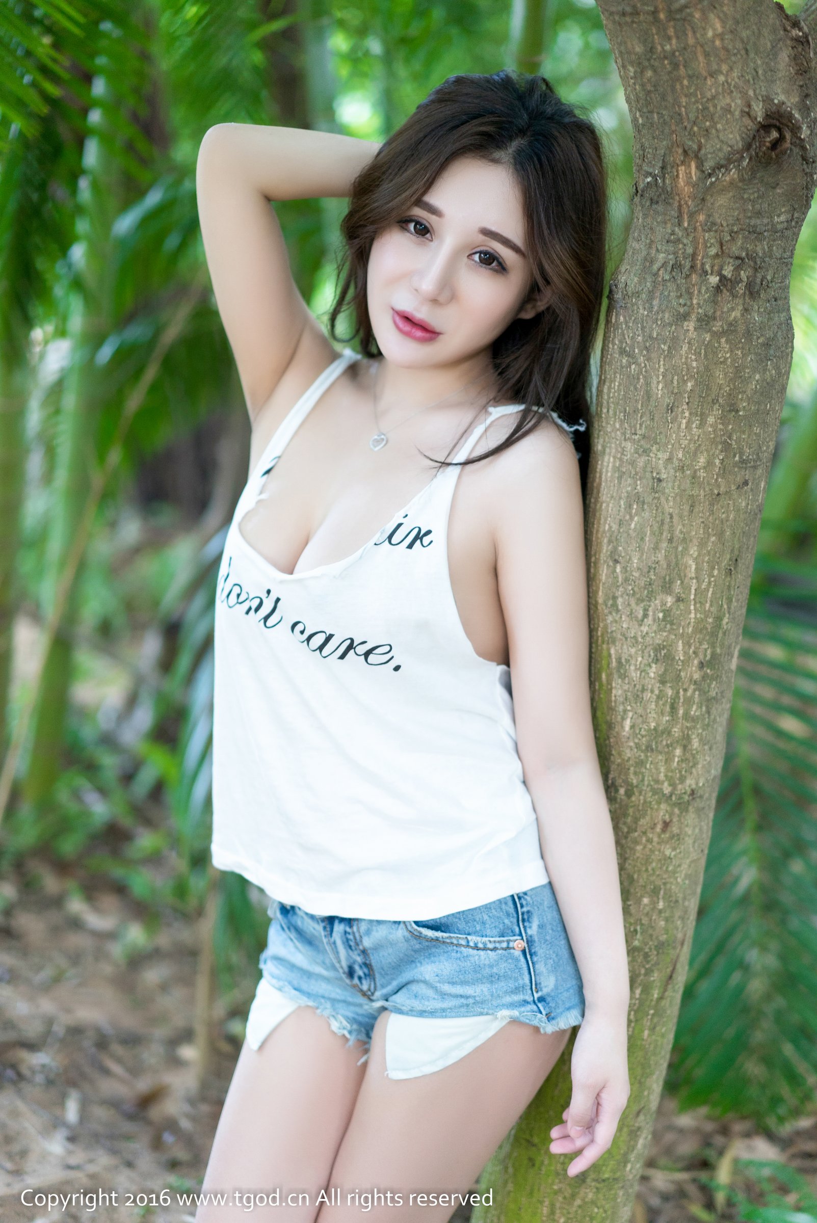 陈嘉瑶AYomiabe [TGOD推女神]高清写真图三亚旅拍 第二刊 ~