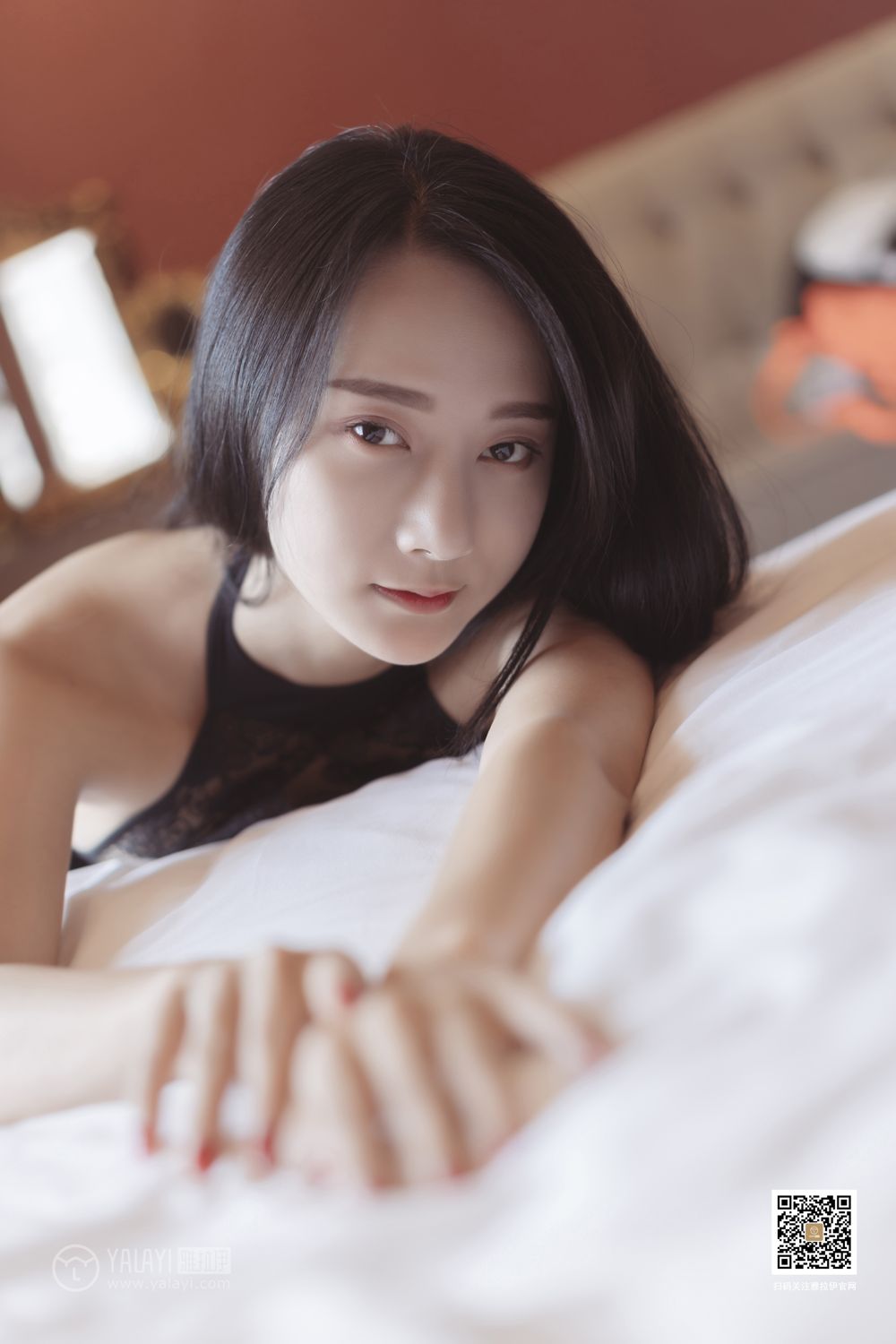 [YALAYI雅拉伊]高清写真图 2019.09.03 Vol.389 睡美人 何嘉颖