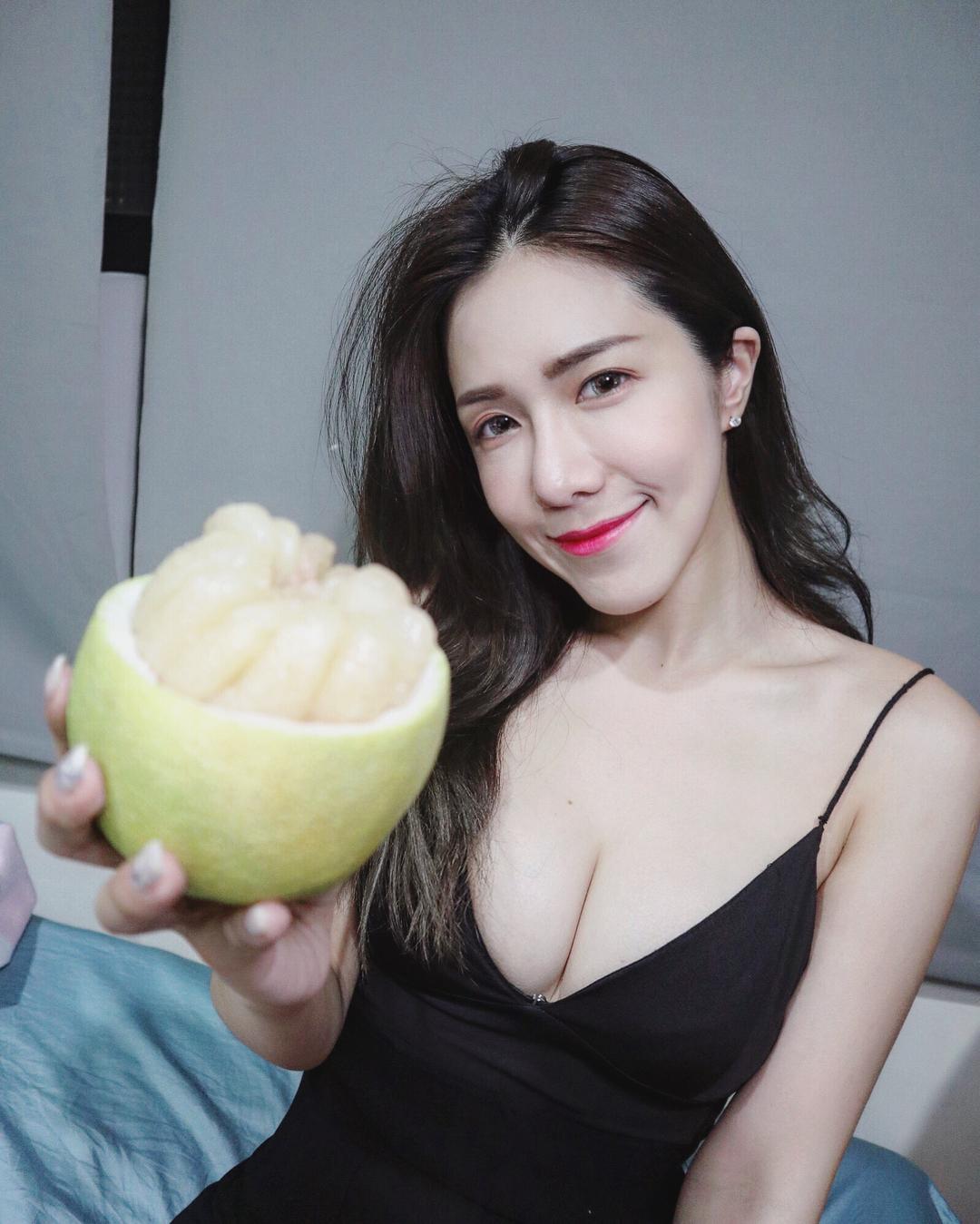 比基尼正妹黄羽翊 视线一秒都无法移开